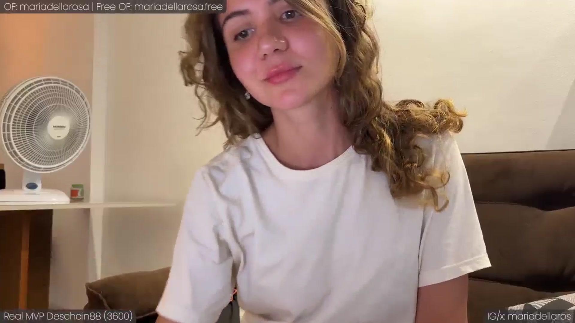 Gallery image thumbnail from Maria_'s myfreecams stream on, 03/28/2025, 21:10 image 18 of 20