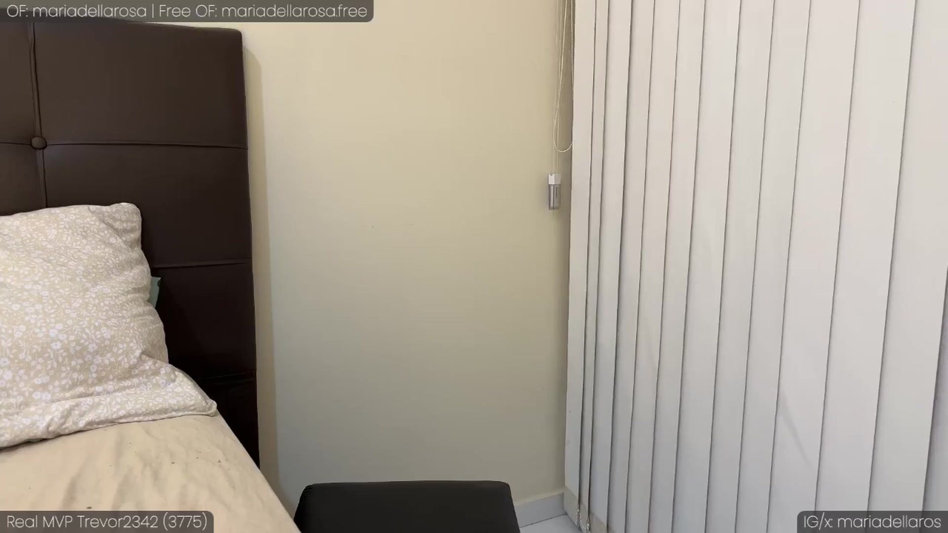 Gallery image thumbnail from Maria_'s myfreecams stream on, 04/04/2025, 22:24 image 18 of 20