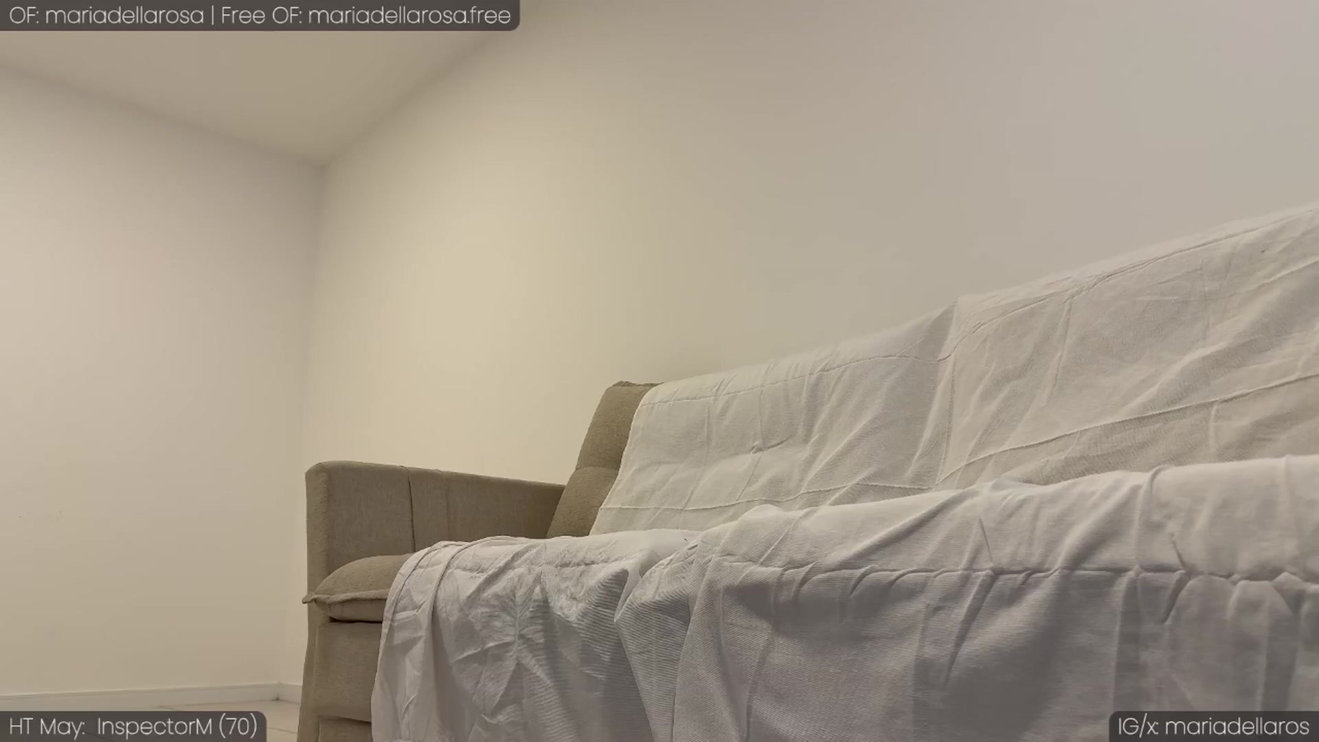 Gallery image thumbnail from Maria_'s myfreecams stream on, 05/08/2025, 20:17 image 15 of 20