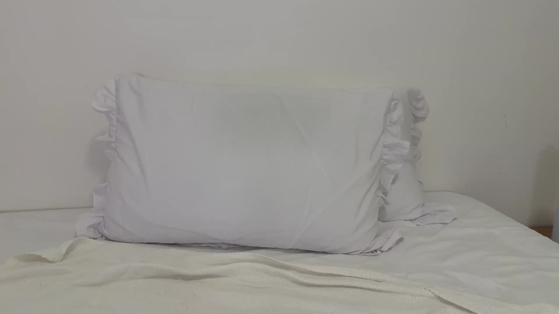 Gallery image thumbnail from Maria_'s myfreecams stream on, 06/07/2025, 23:32 image 6 of 20