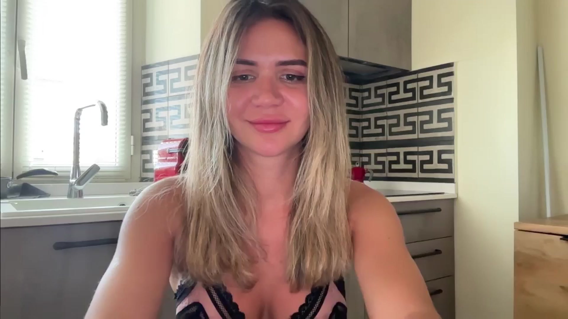 Gallery image thumbnail from Maria_'s myfreecams stream on, 10/22/2025, 15:27 image 14 of 20
