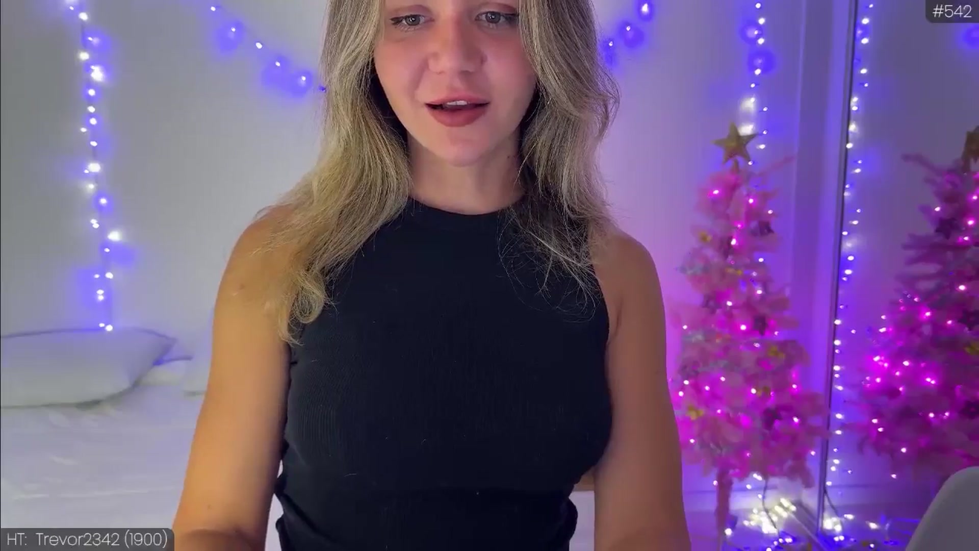 Gallery image thumbnail from Maria_'s myfreecams stream on, 11/13/2025, 03:32 image 3 of 20