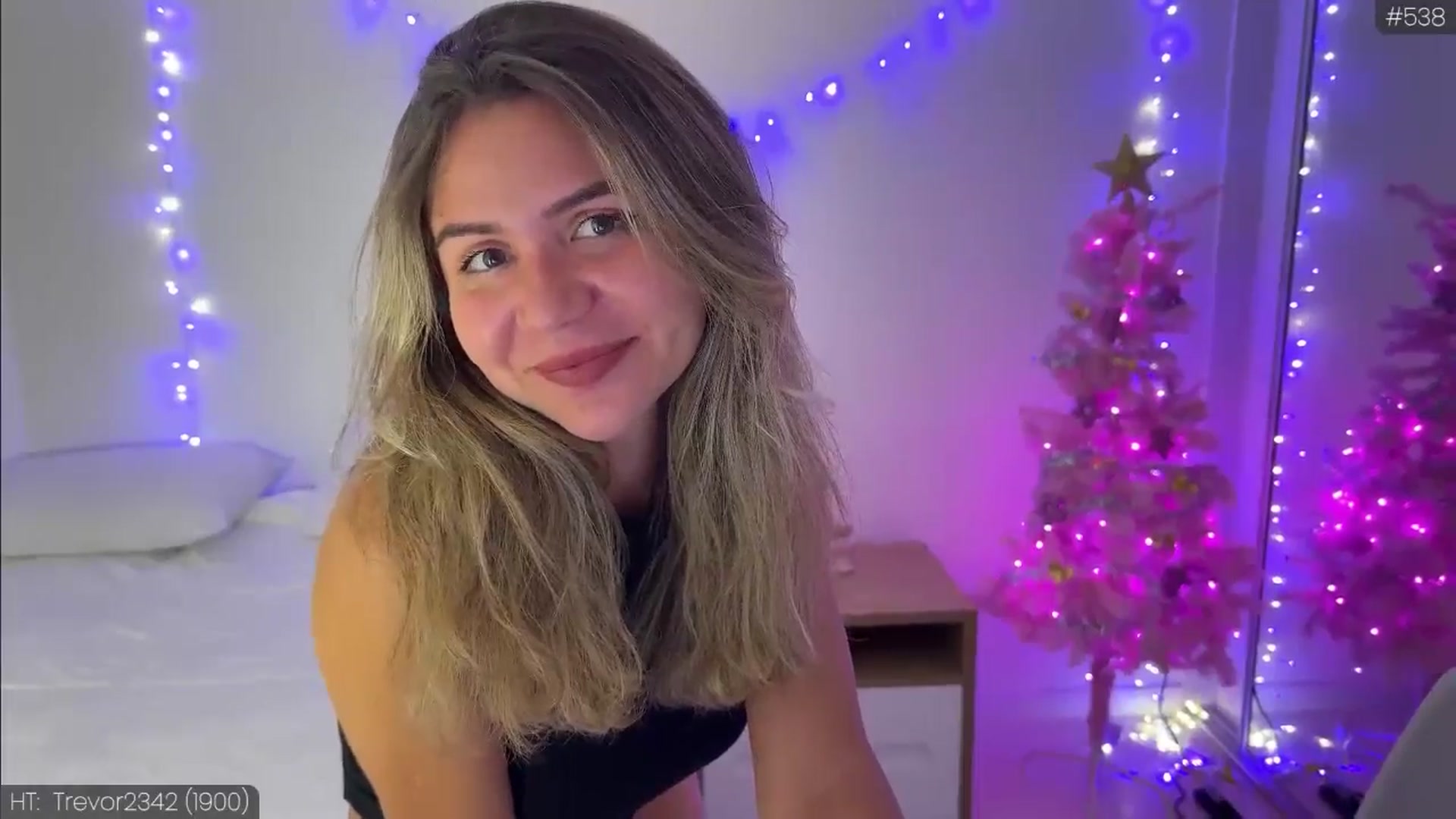 Gallery image thumbnail from Maria_'s myfreecams stream on, 11/13/2025, 03:32 image 19 of 20