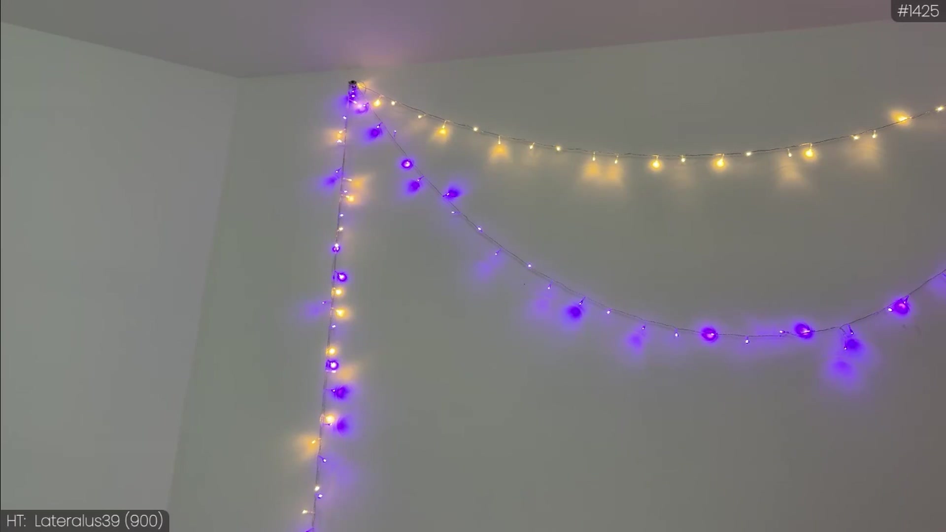 Gallery image thumbnail from Maria_'s myfreecams stream on, 12/14/2025, 05:44 image 6 of 20