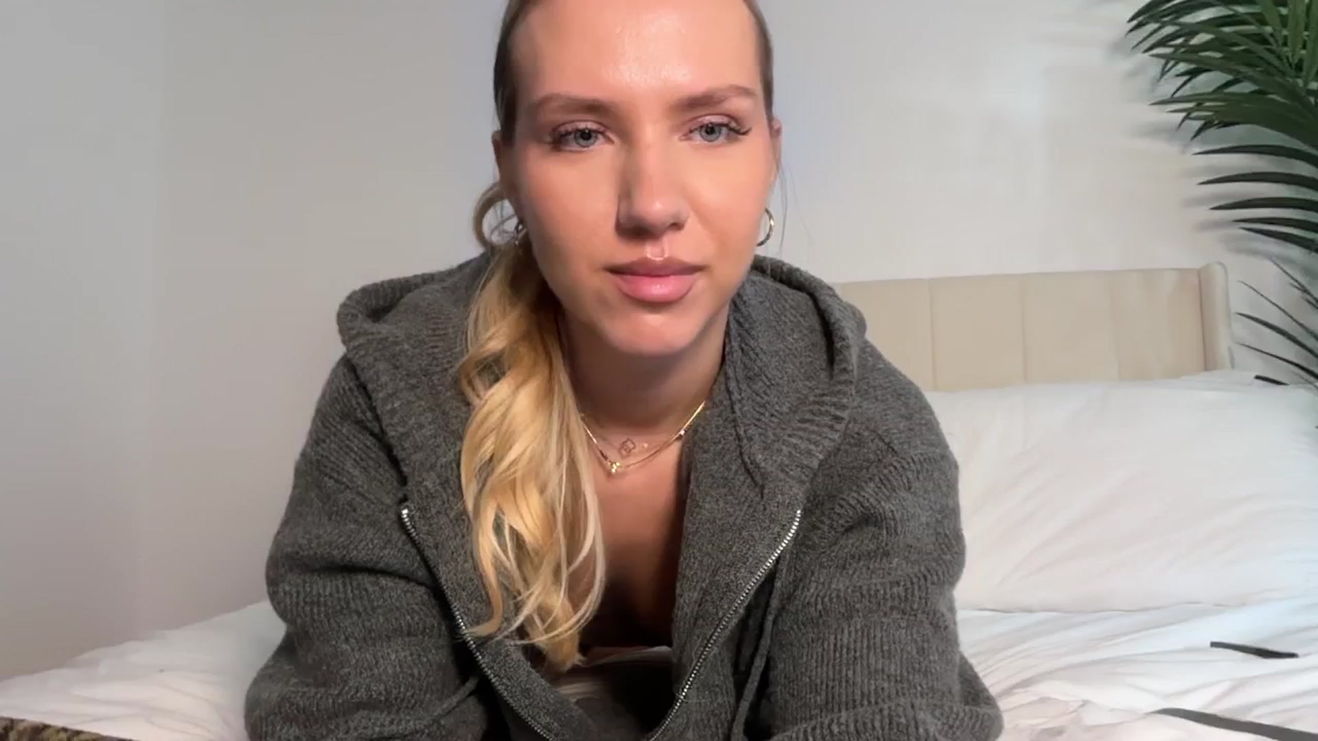 Gallery image thumbnail from Maria_x1's myfreecams stream on, 11/23/2025, 15:31 image 20 of 20