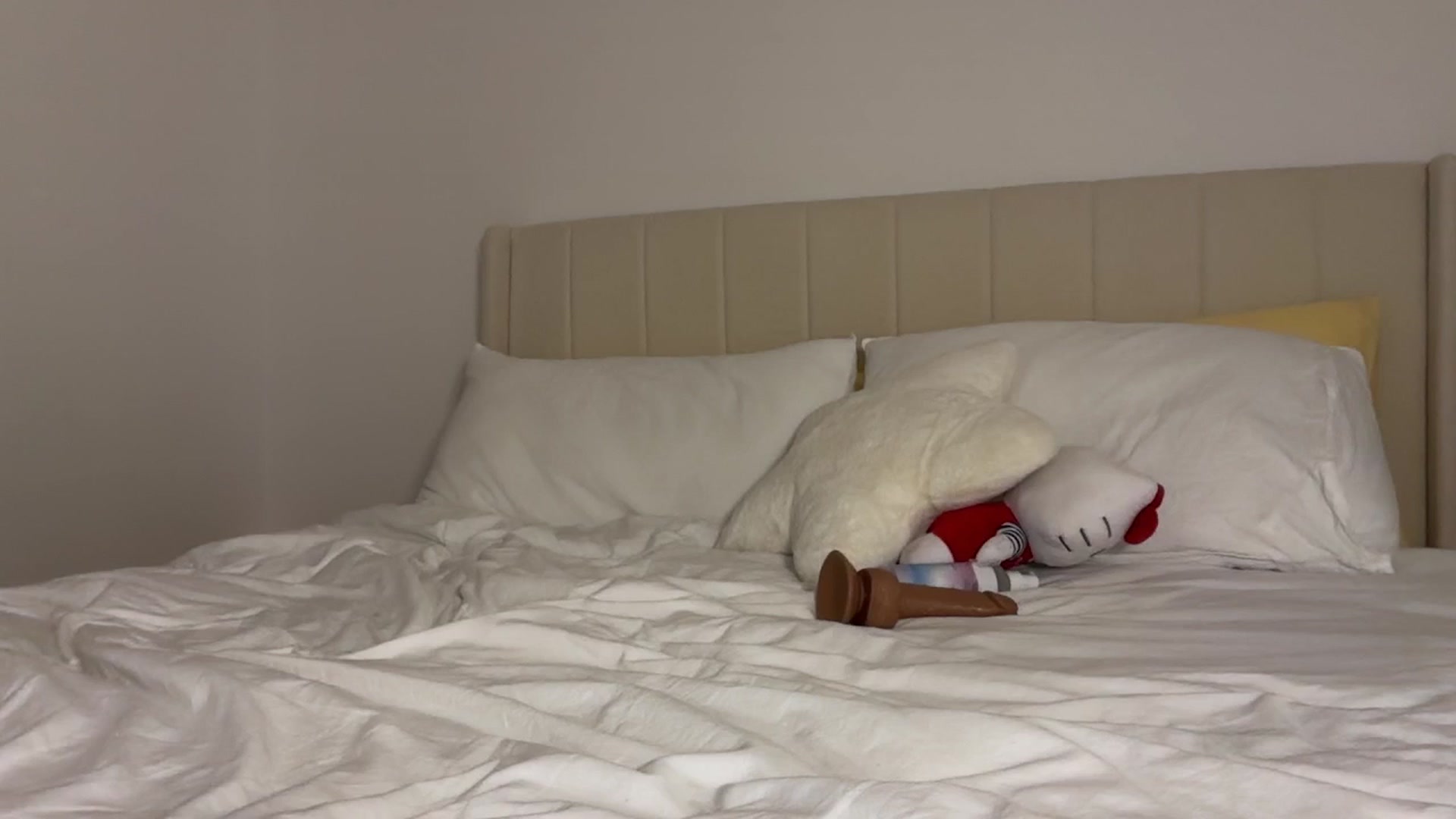 Gallery image thumbnail from Maria_x1's myfreecams stream on, 01/25/2026, 24:27 image 19 of 20