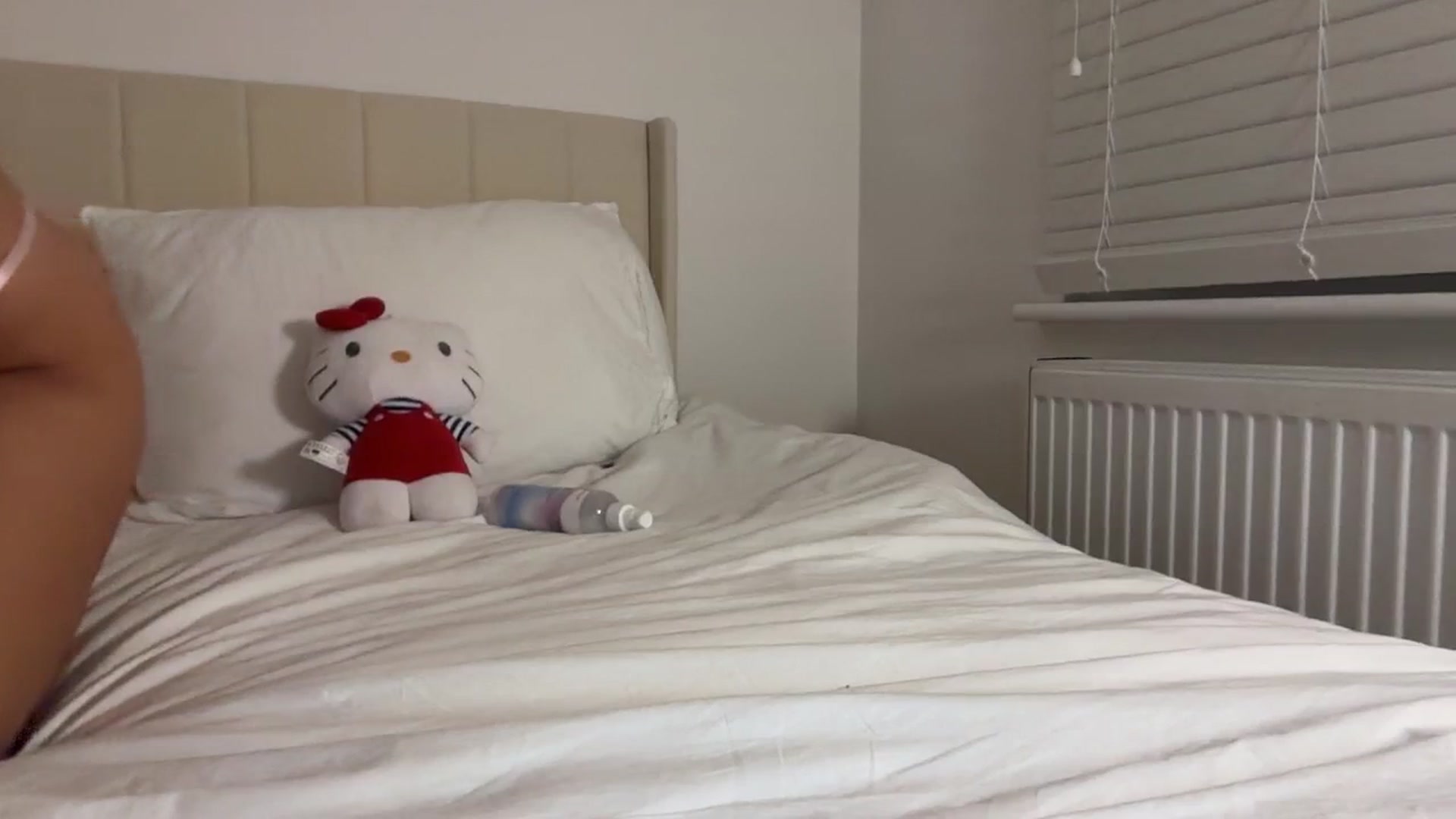 Gallery image thumbnail from Maria_x1's myfreecams stream on, 02/09/2026, 02:36 image 9 of 20