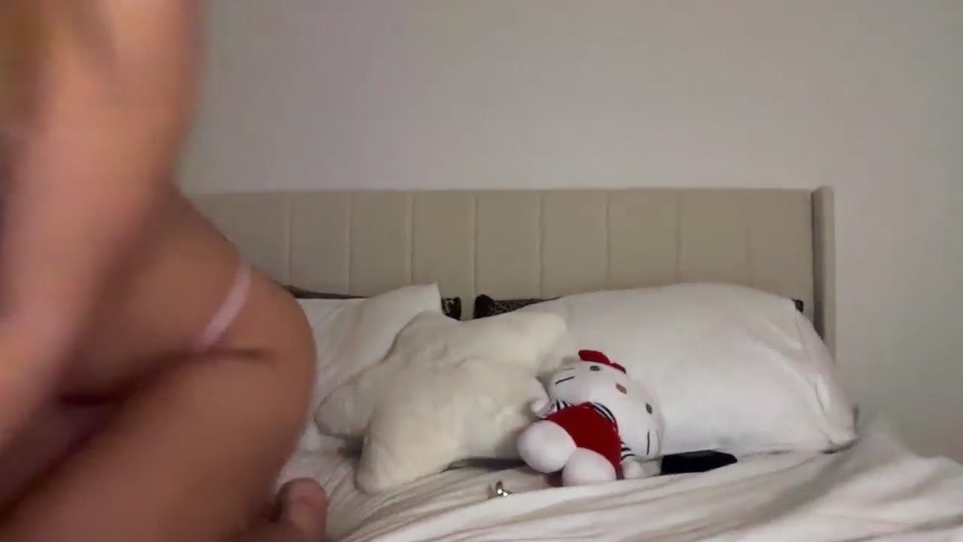 Gallery image thumbnail from Maria_x1's myfreecams stream on, 02/14/2026, 18:02 image 14 of 20