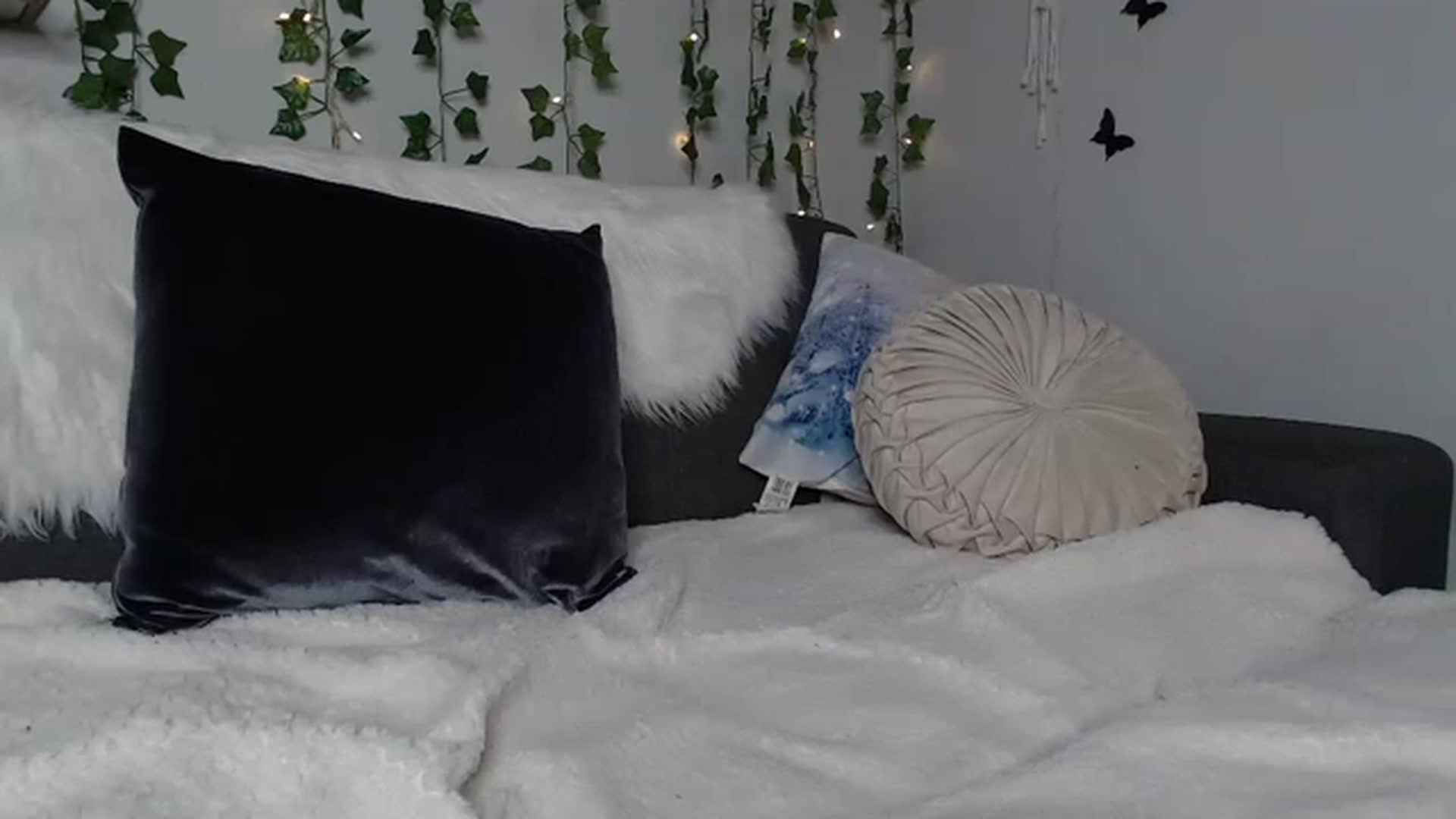 Gallery image thumbnail from MariahKay's myfreecams stream on, 01/08/2023, 20:27 image 17 of 20