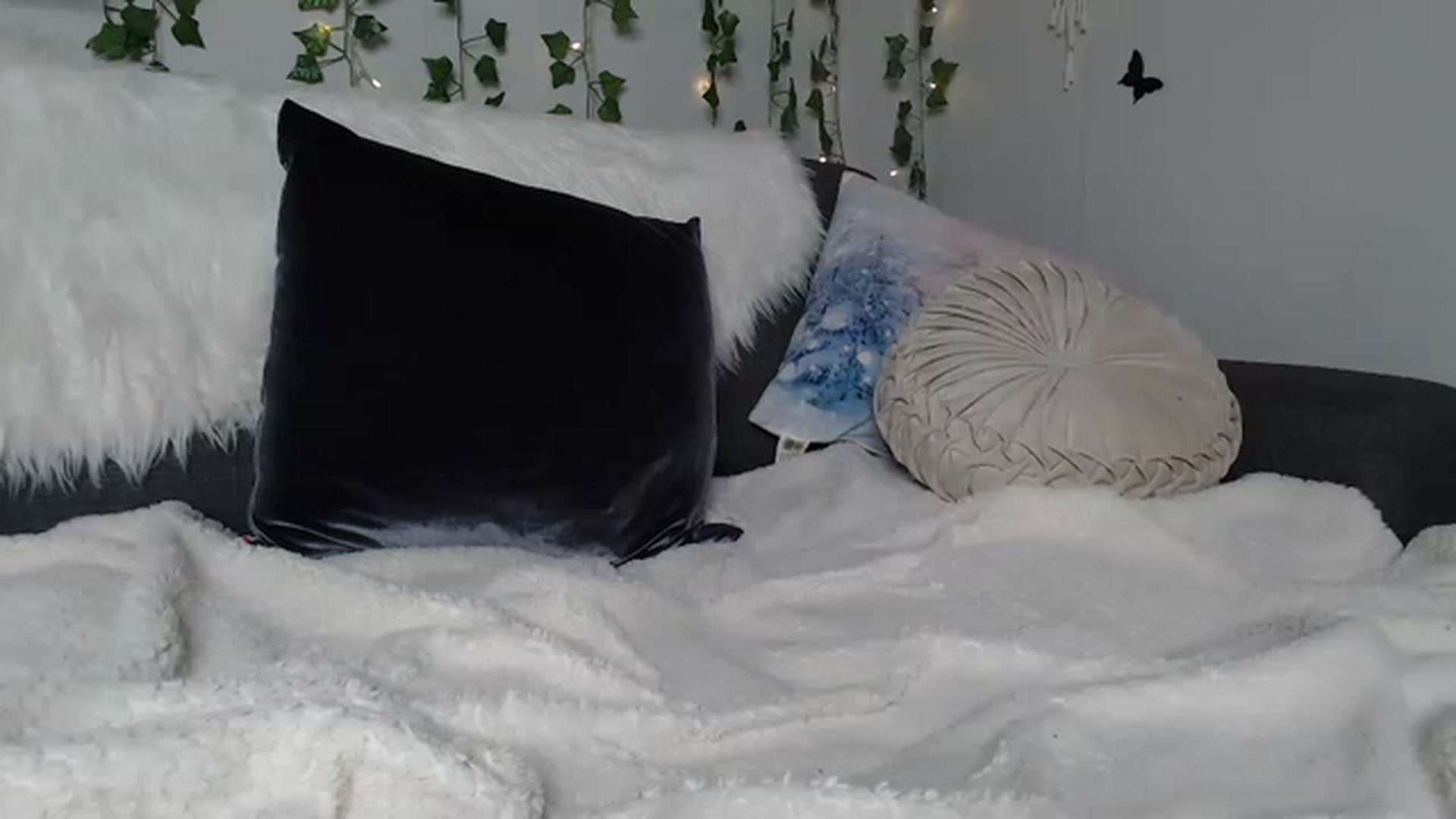 Gallery image thumbnail from MariahKay's myfreecams stream on, 01/08/2023, 23:48 image 10 of 20
