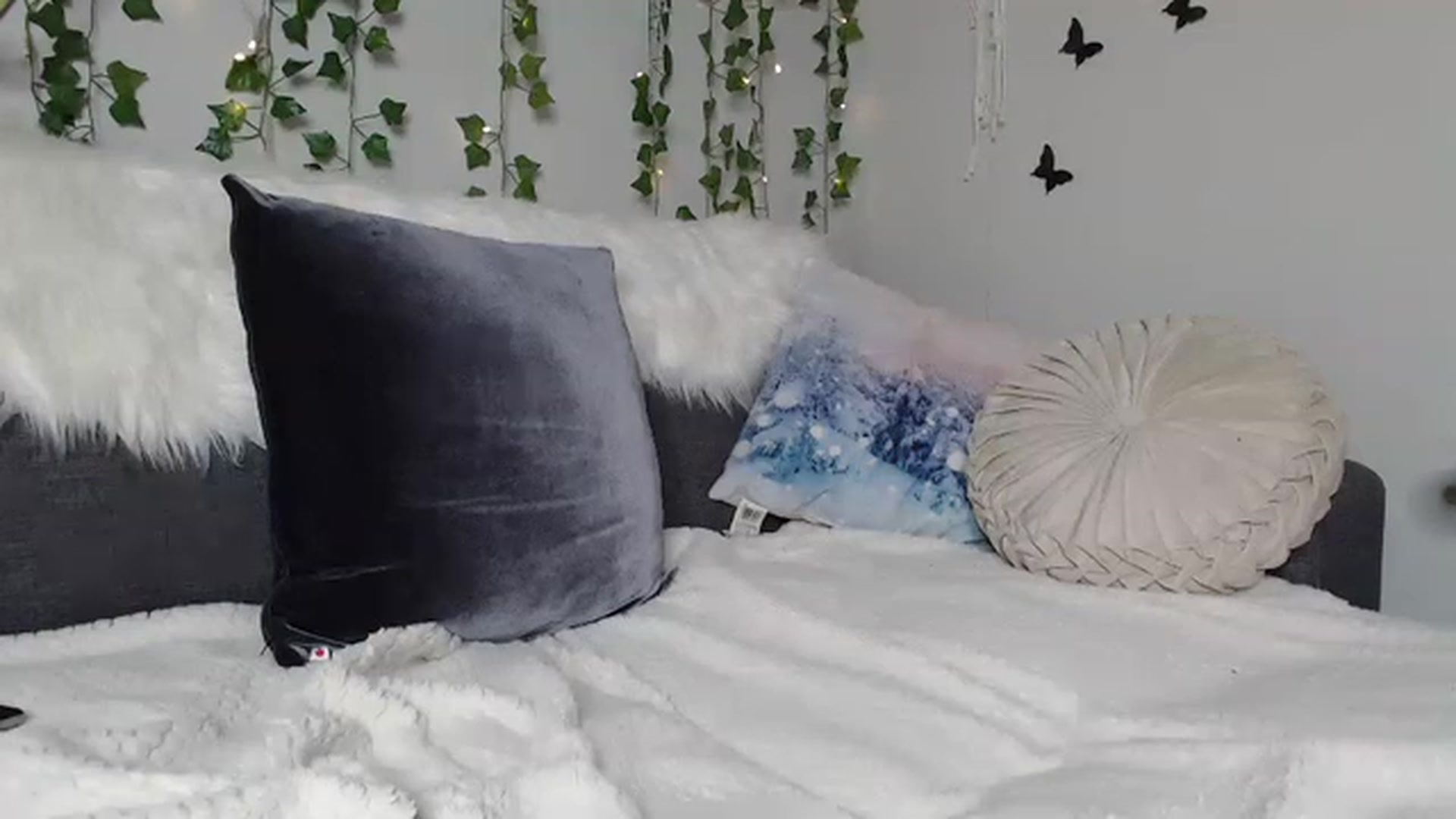 Gallery image thumbnail from MariahKay's myfreecams stream on, 01/19/2023, 22:18 image 10 of 20