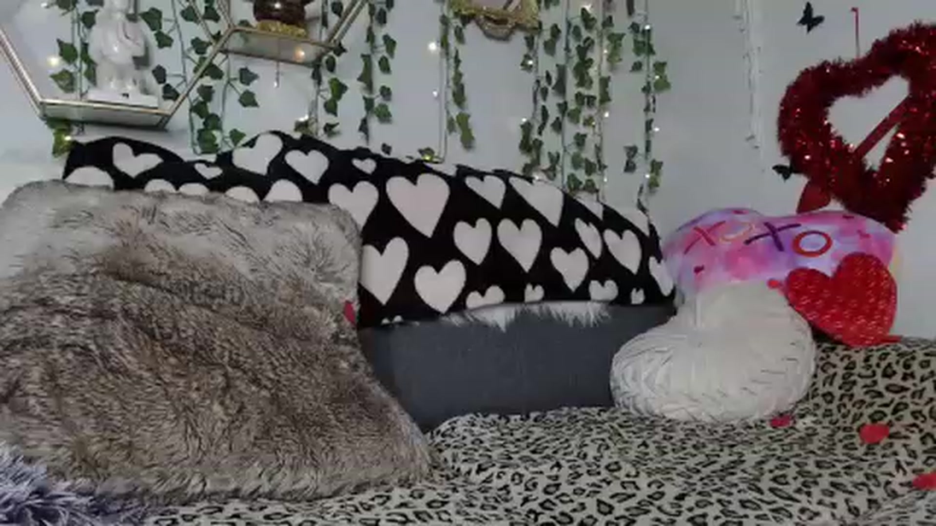 Gallery image thumbnail from MariahKay's myfreecams stream on, 02/08/2023, 01:55 image 15 of 20