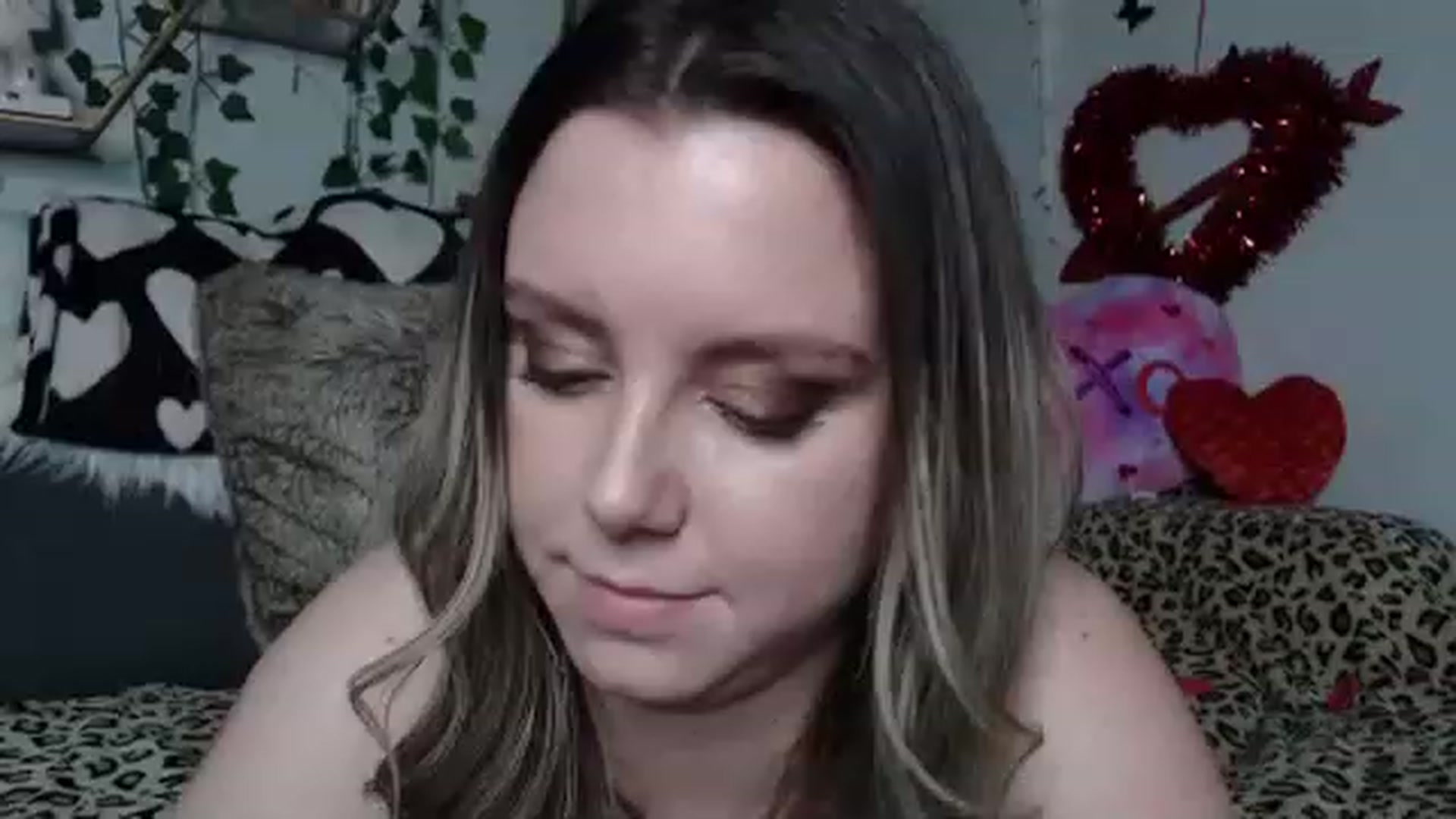 Gallery image thumbnail from MariahKay's myfreecams stream on, 02/15/2023, 02:51 image 14 of 20