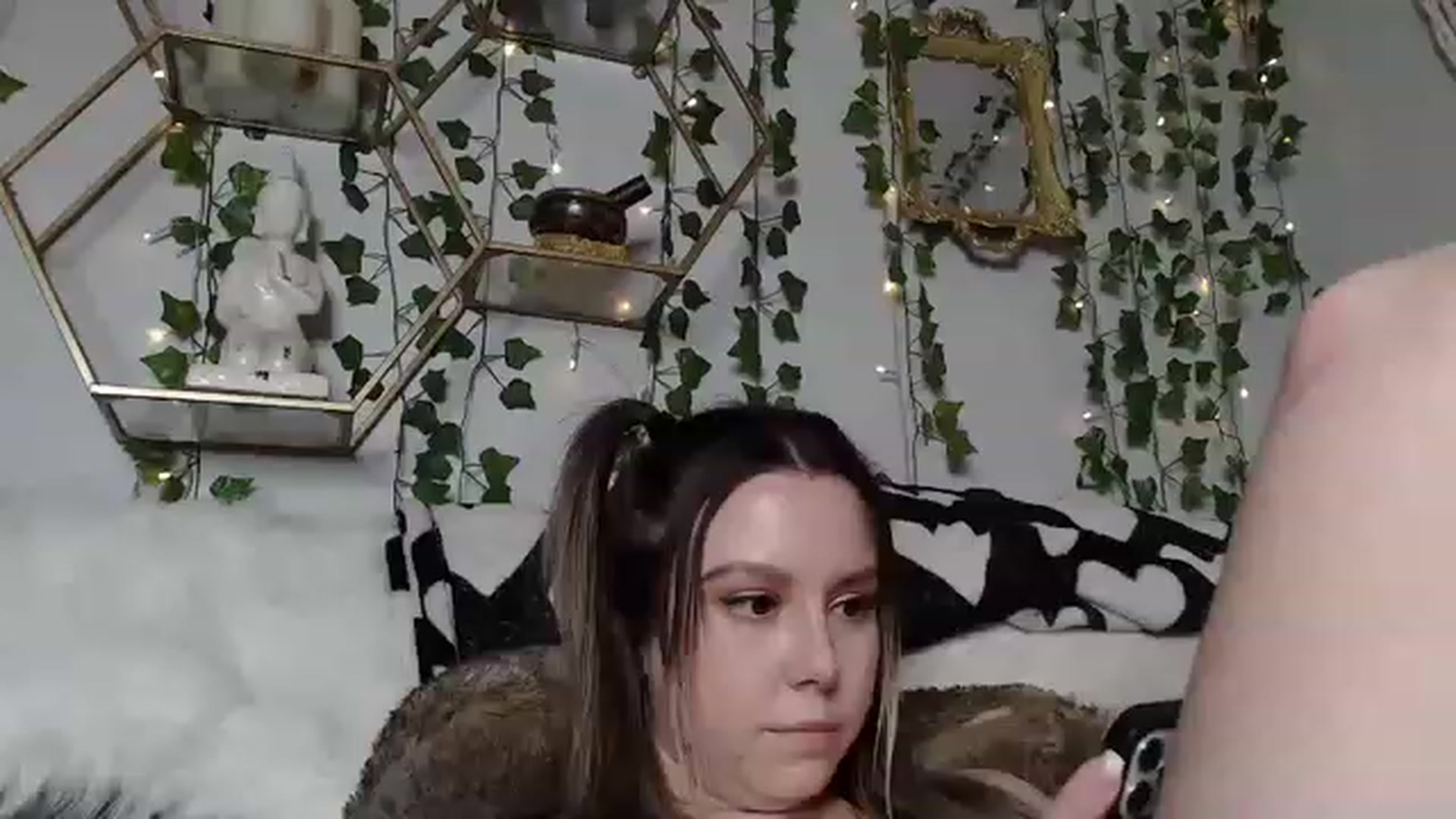 Gallery image thumbnail from MariahKay's myfreecams stream on, 02/23/2023, 24:48 image 16 of 20