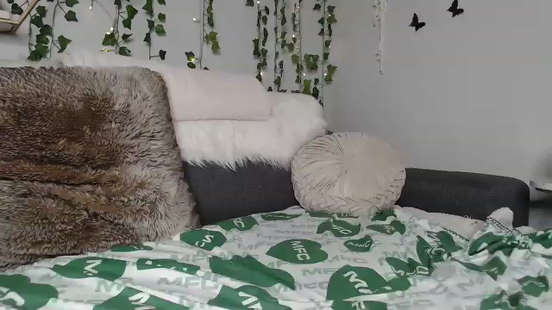 Gallery image thumbnail from MariahKay's myfreecams stream on, 03/10/2023, 24:05 image 4 of 20