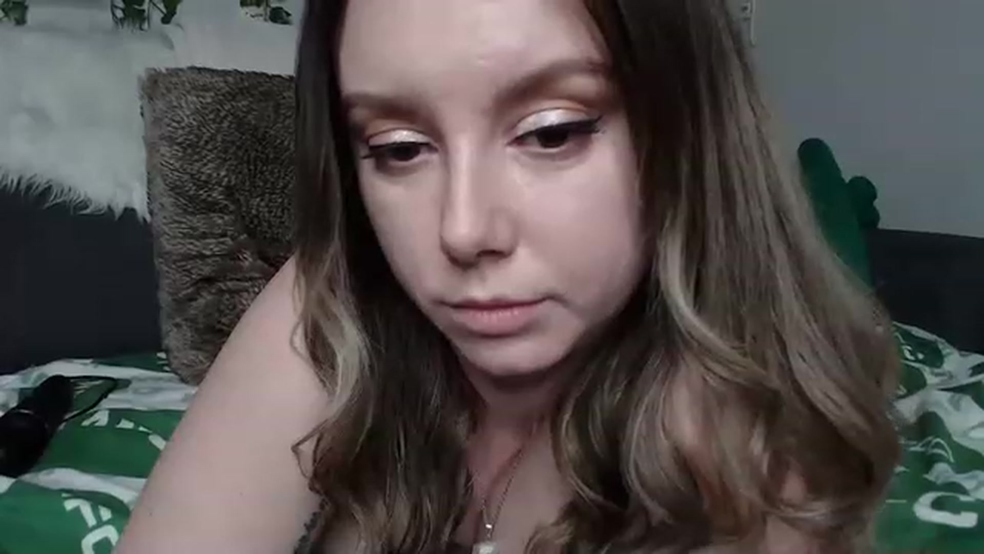 Gallery image thumbnail from MariahKay's myfreecams stream on, 03/13/2023, 23:37 image 16 of 20