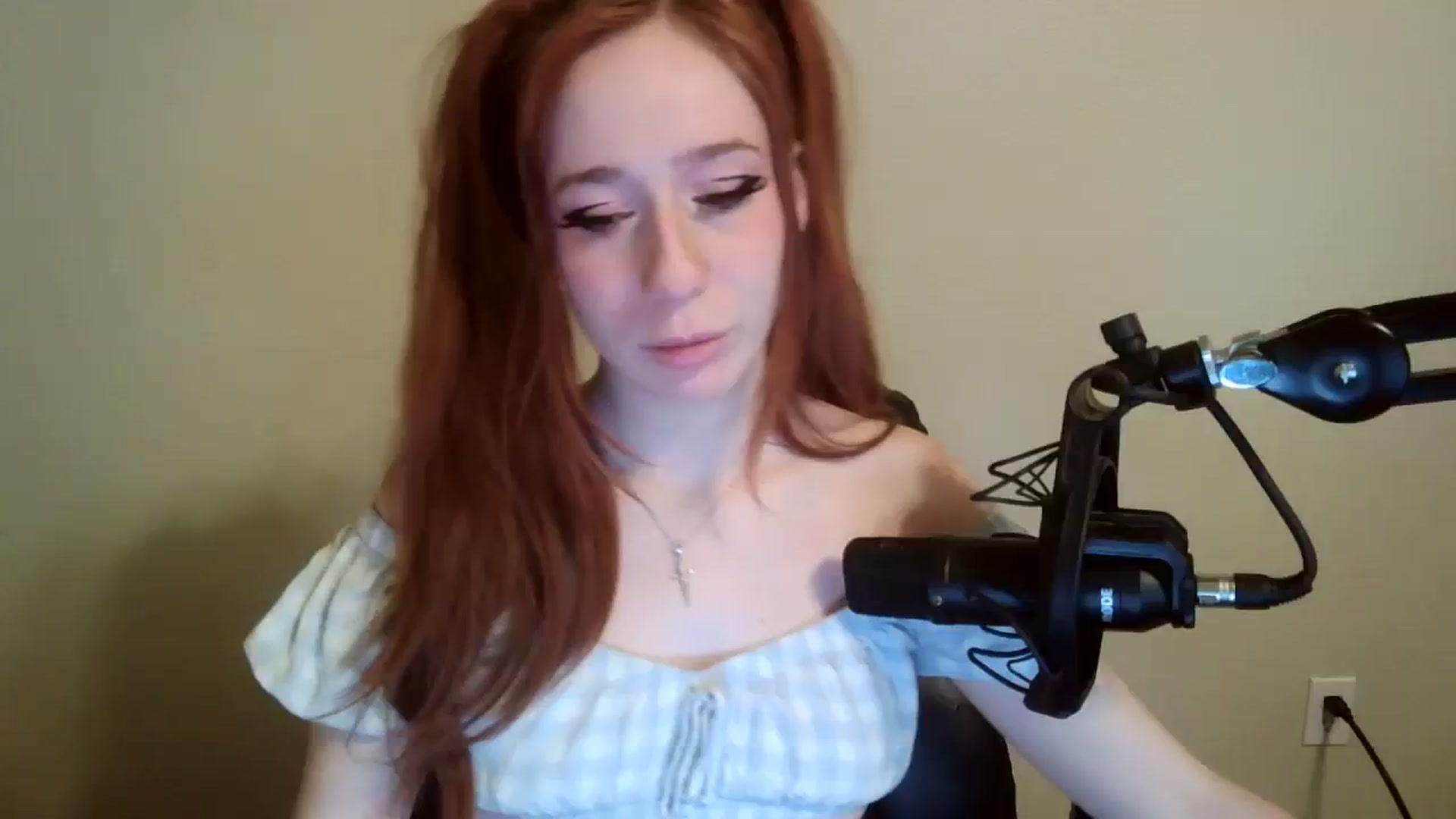Gallery image thumbnail from MariahXSavage's myfreecams stream on, 08/04/2023, 09:51 image 1 of 20