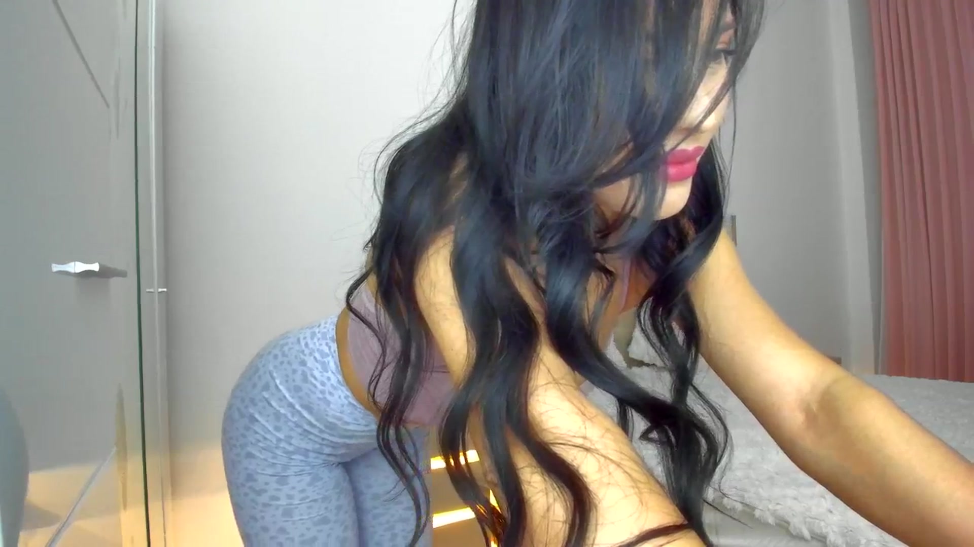 Gallery image thumbnail from Marialove221's myfreecams stream on, 01/11/2026, 18:56 image 11 of 20
