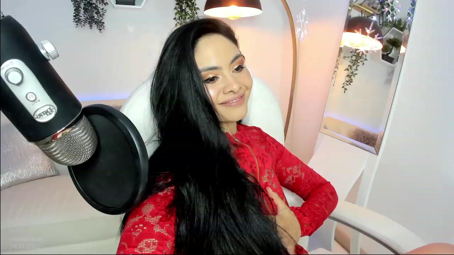 Gallery image thumbnail from Marianviolet's myfreecams stream on, 11/15/2022, 05:45 image 18 of 20