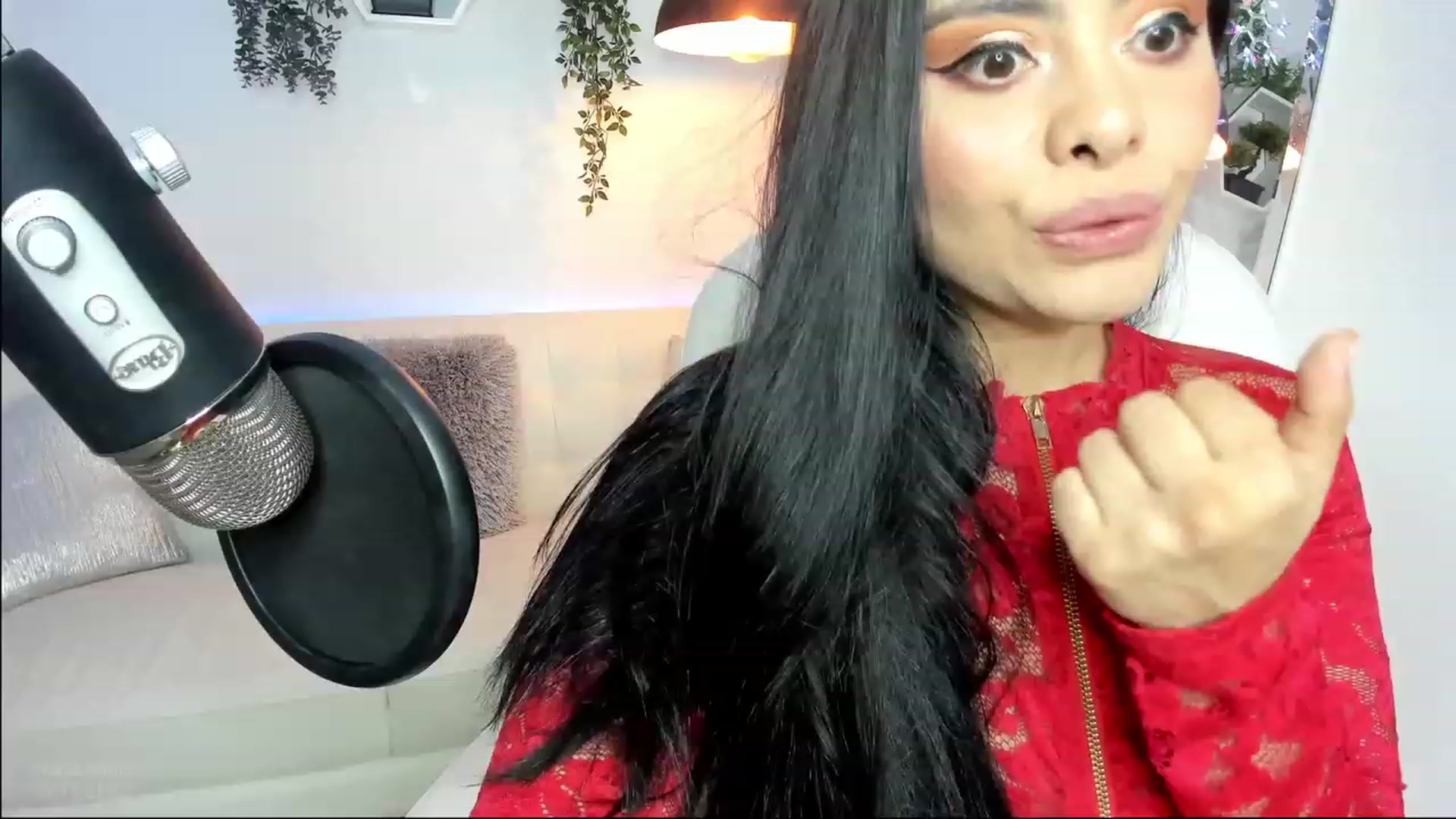 Gallery image thumbnail from Marianviolet's myfreecams stream on, 11/15/2022, 05:45 image 14 of 20