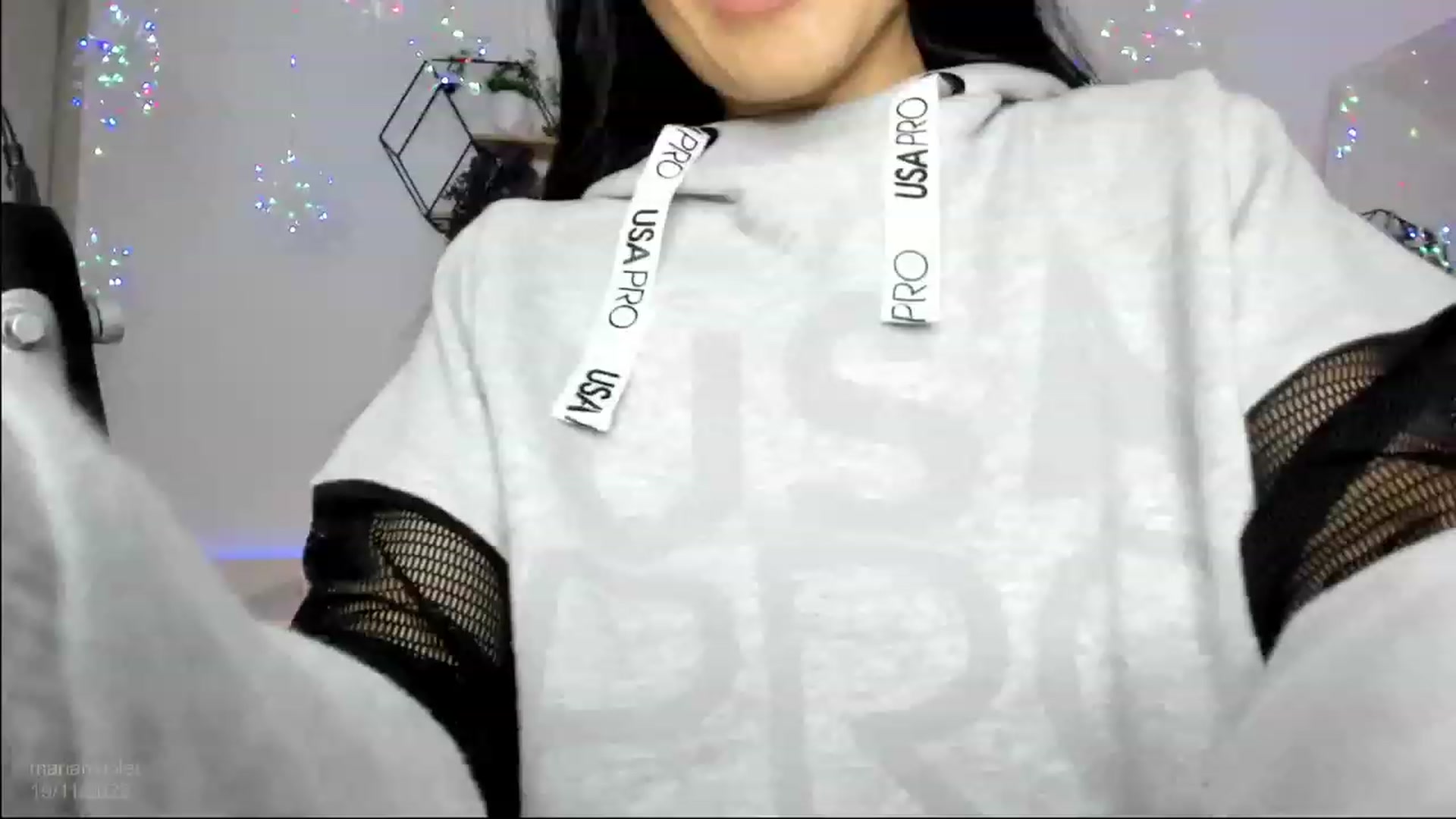 Gallery image thumbnail from Marianviolet's myfreecams stream on, 11/20/2022, 05:38 image 3 of 20