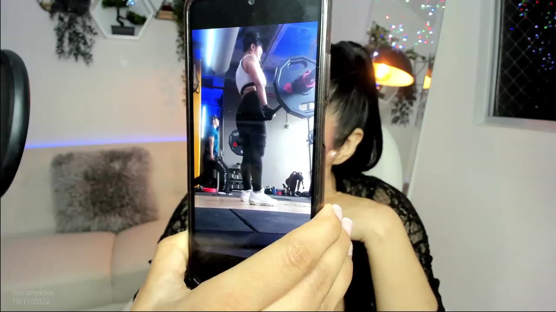Gallery image thumbnail from Marianviolet's myfreecams stream on, 11/21/2022, 09:46 image 14 of 20
