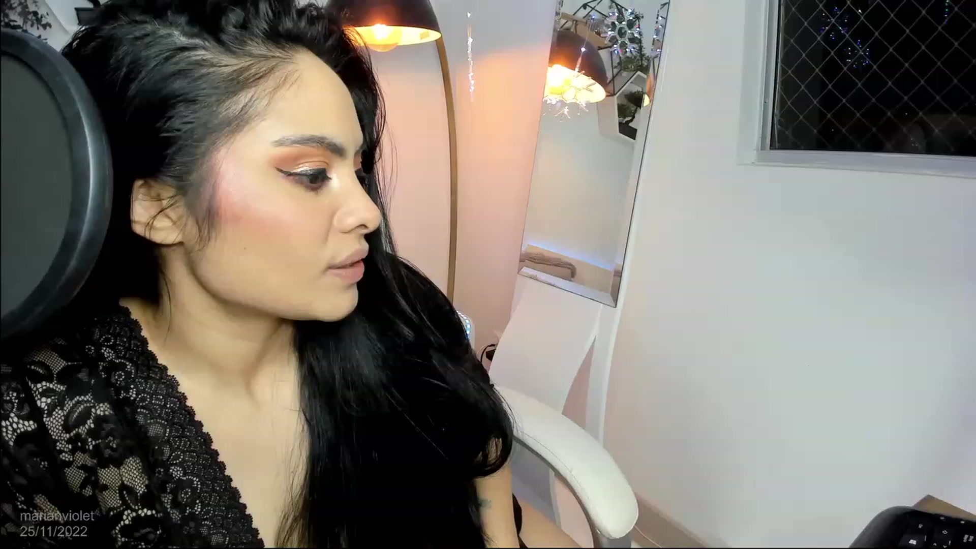 Gallery image thumbnail from Marianviolet's myfreecams stream on, 11/26/2022, 08:59 image 11 of 20