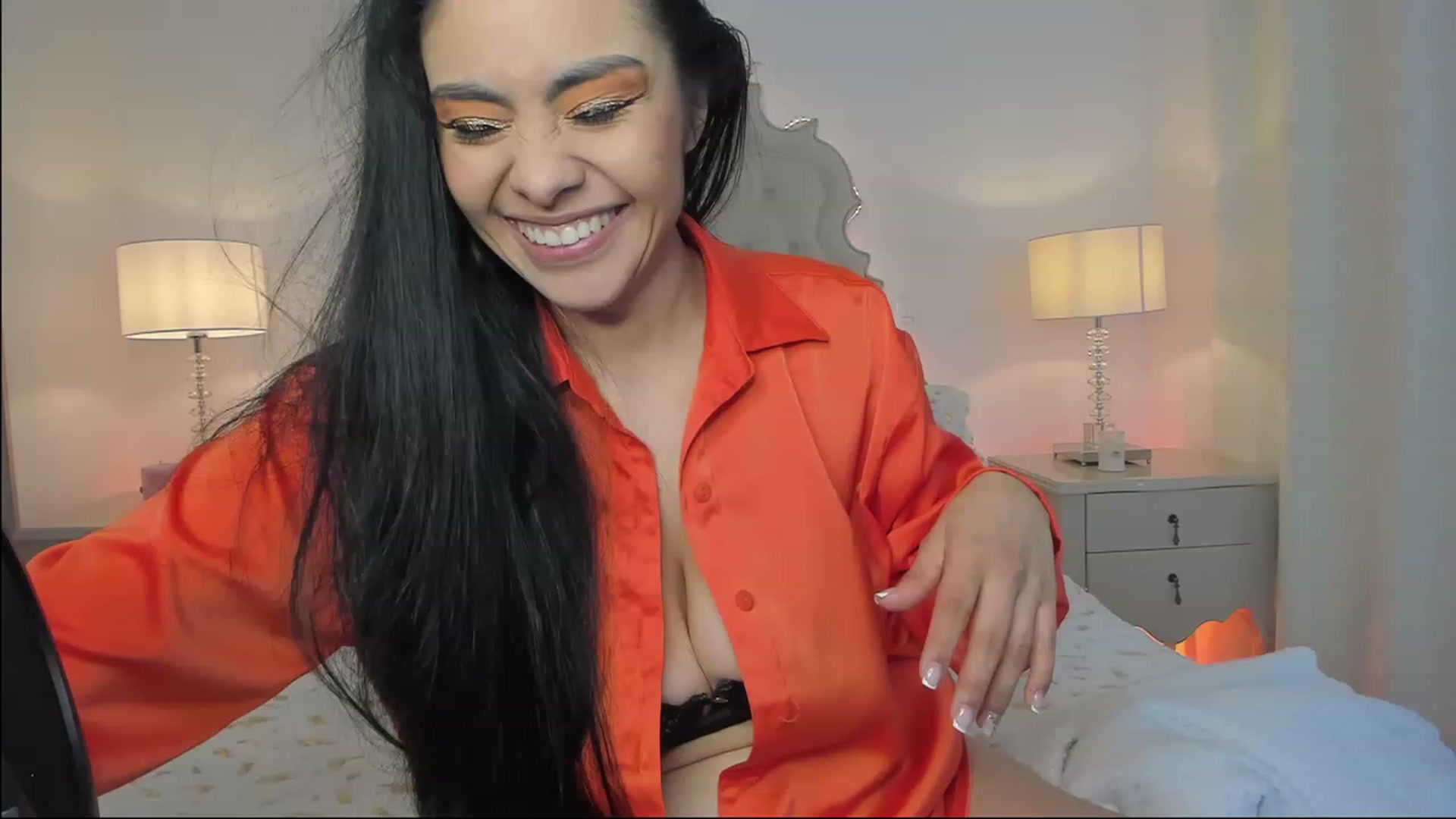 Gallery image thumbnail from Marianviolet's myfreecams stream on, 12/05/2022, 07:26 image 19 of 20
