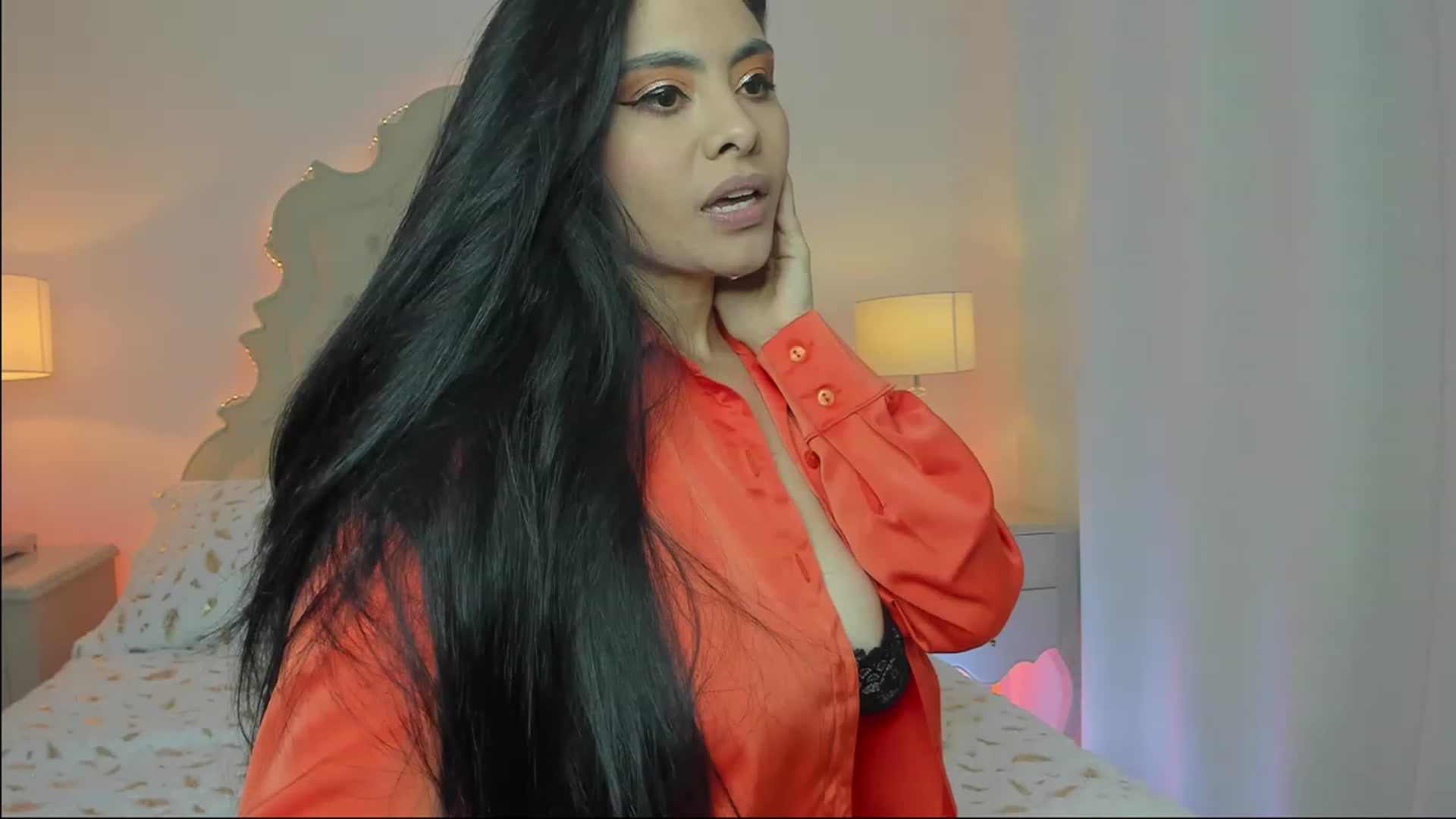 Gallery image thumbnail from Marianviolet's myfreecams stream on, 12/05/2022, 07:26 image 3 of 20