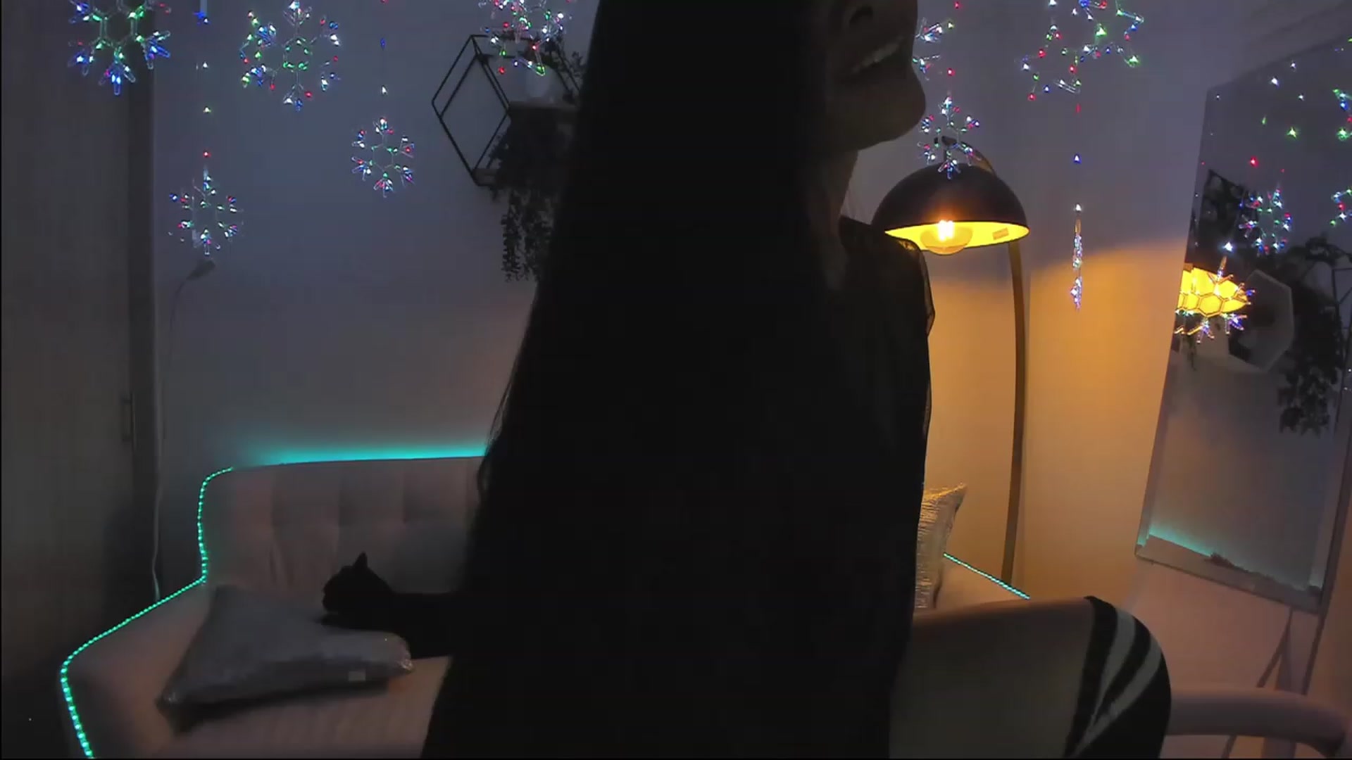 Gallery image thumbnail from Marianviolet's myfreecams stream on, 12/10/2022, 11:01 image 14 of 20