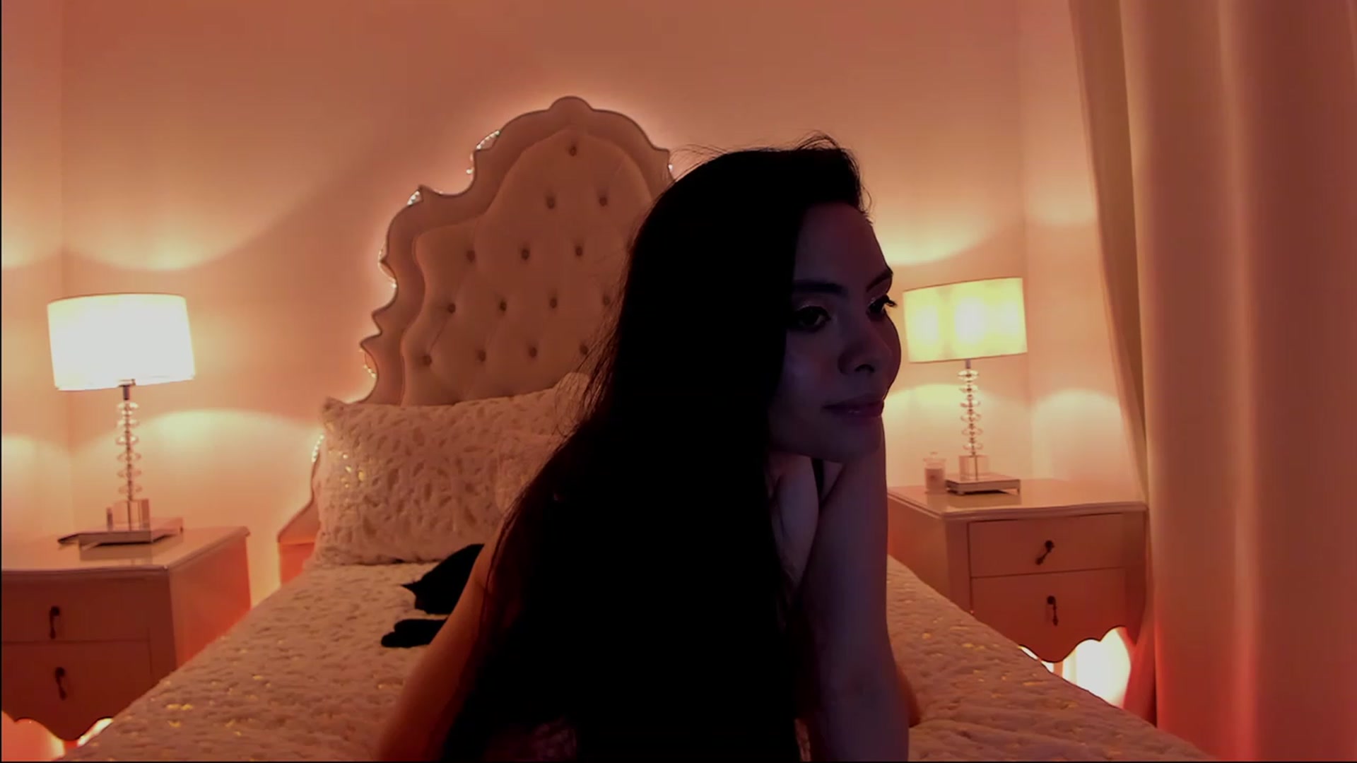 Gallery image thumbnail from Marianviolet's myfreecams stream on, 12/27/2022, 07:13 image 6 of 20