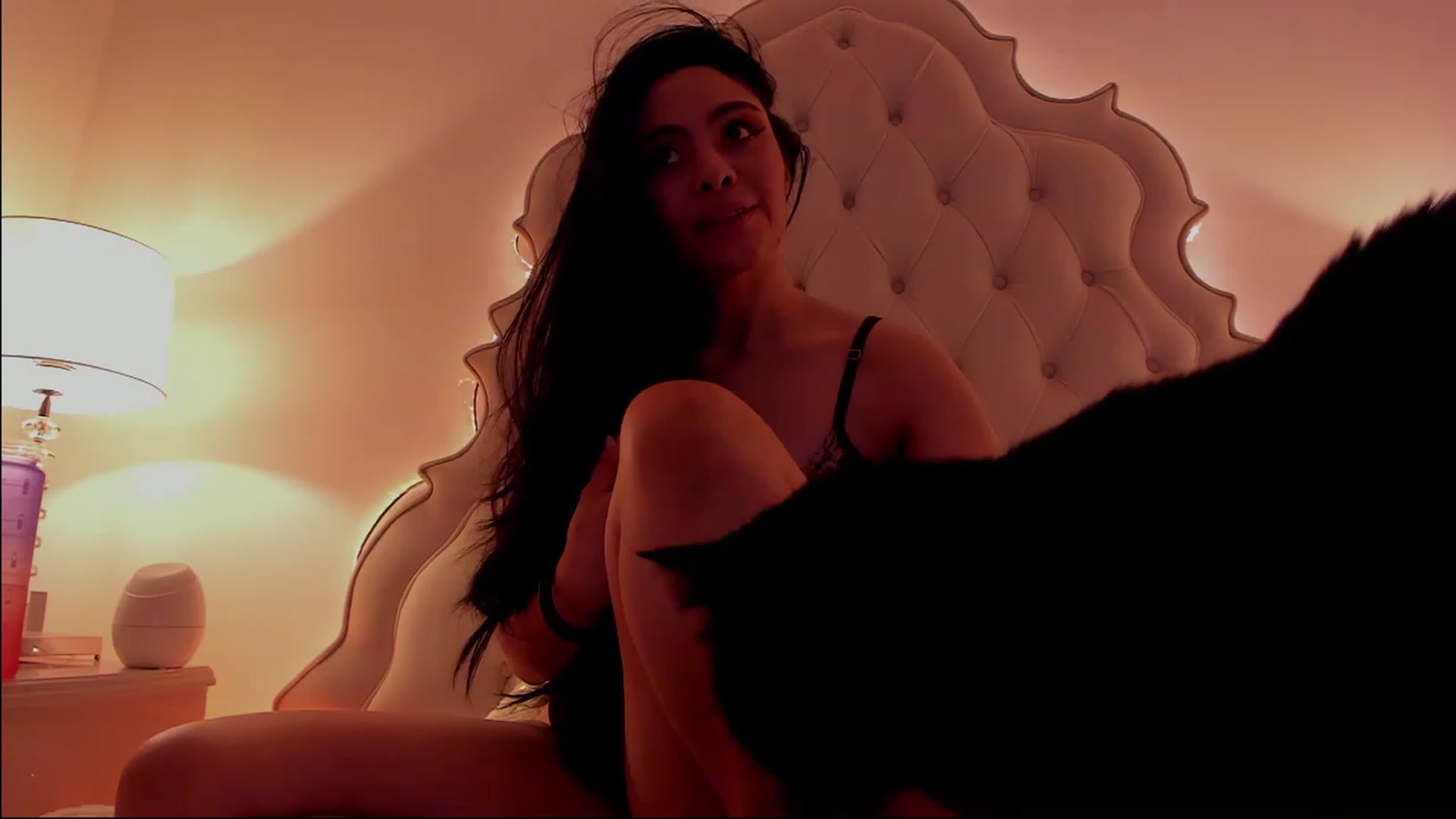 Gallery image thumbnail from Marianviolet's myfreecams stream on, 01/13/2023, 08:48 image 9 of 20