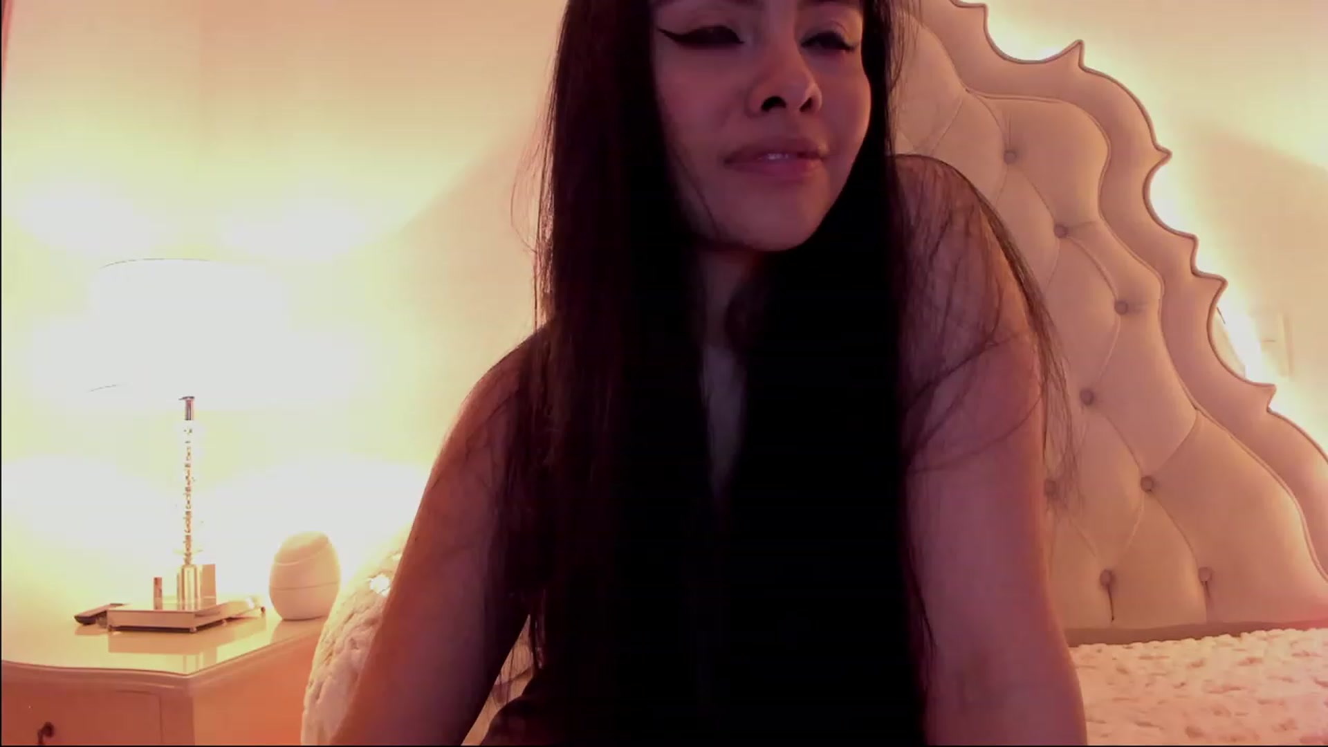 Gallery image thumbnail from Marianviolet's myfreecams stream on, 02/11/2023, 09:59 image 1 of 20