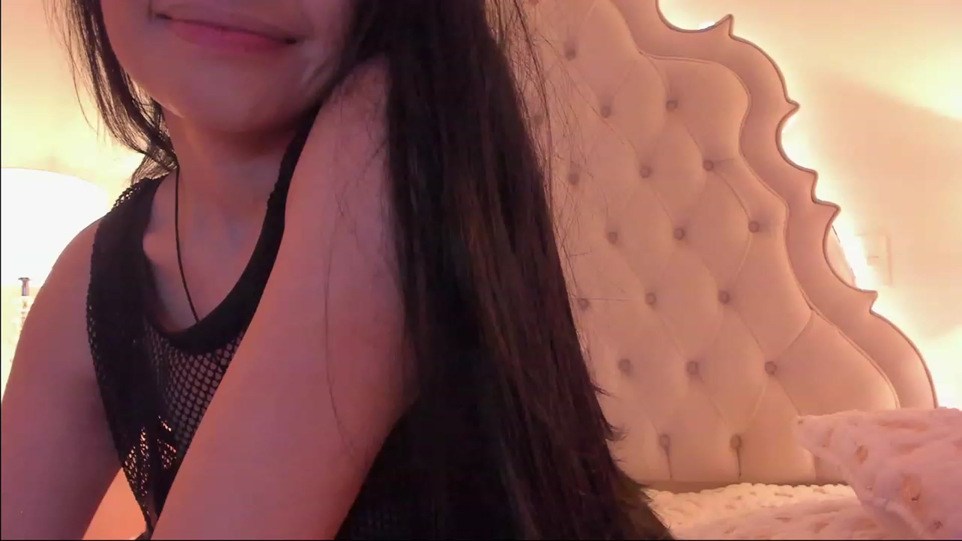 Gallery image thumbnail from Marianviolet's myfreecams stream on, 02/19/2023, 08:55 image 10 of 20