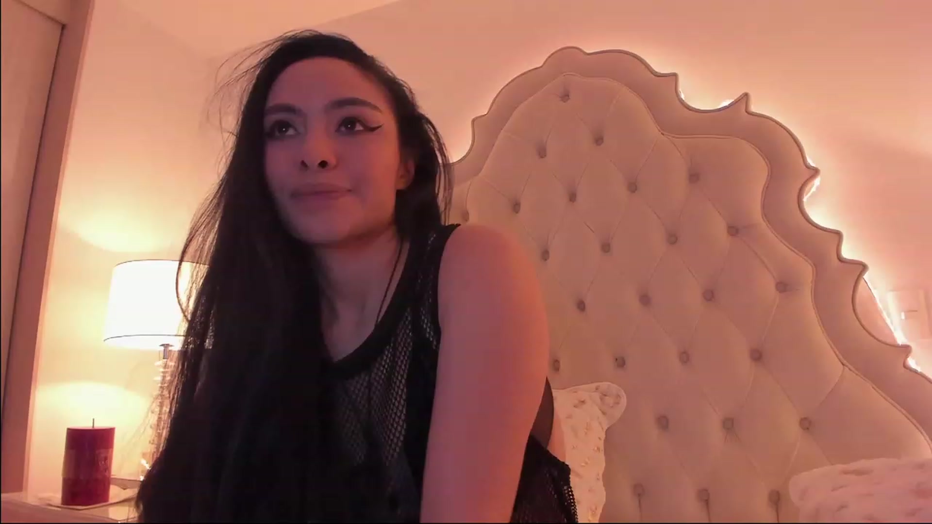 Gallery image thumbnail from Marianviolet's myfreecams stream on, 02/19/2023, 09:56 image 7 of 20