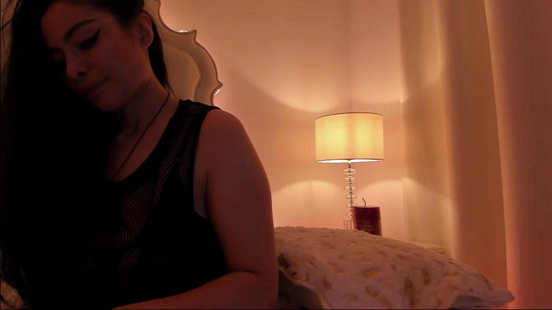 Gallery image thumbnail from Marianviolet's myfreecams stream on, 02/19/2023, 09:56 image 17 of 20