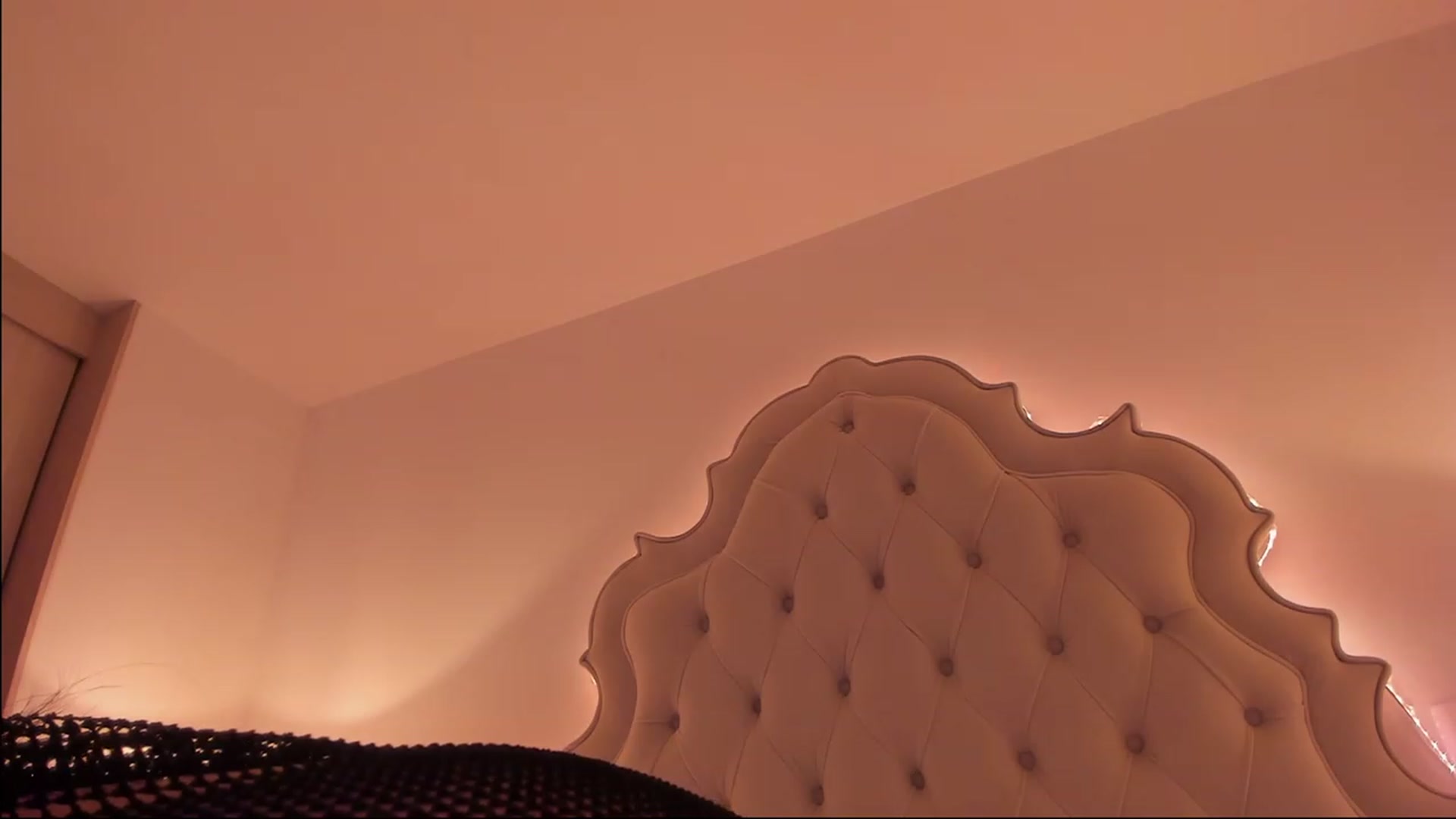 Gallery image thumbnail from Marianviolet's myfreecams stream on, 02/19/2023, 09:56 image 15 of 20