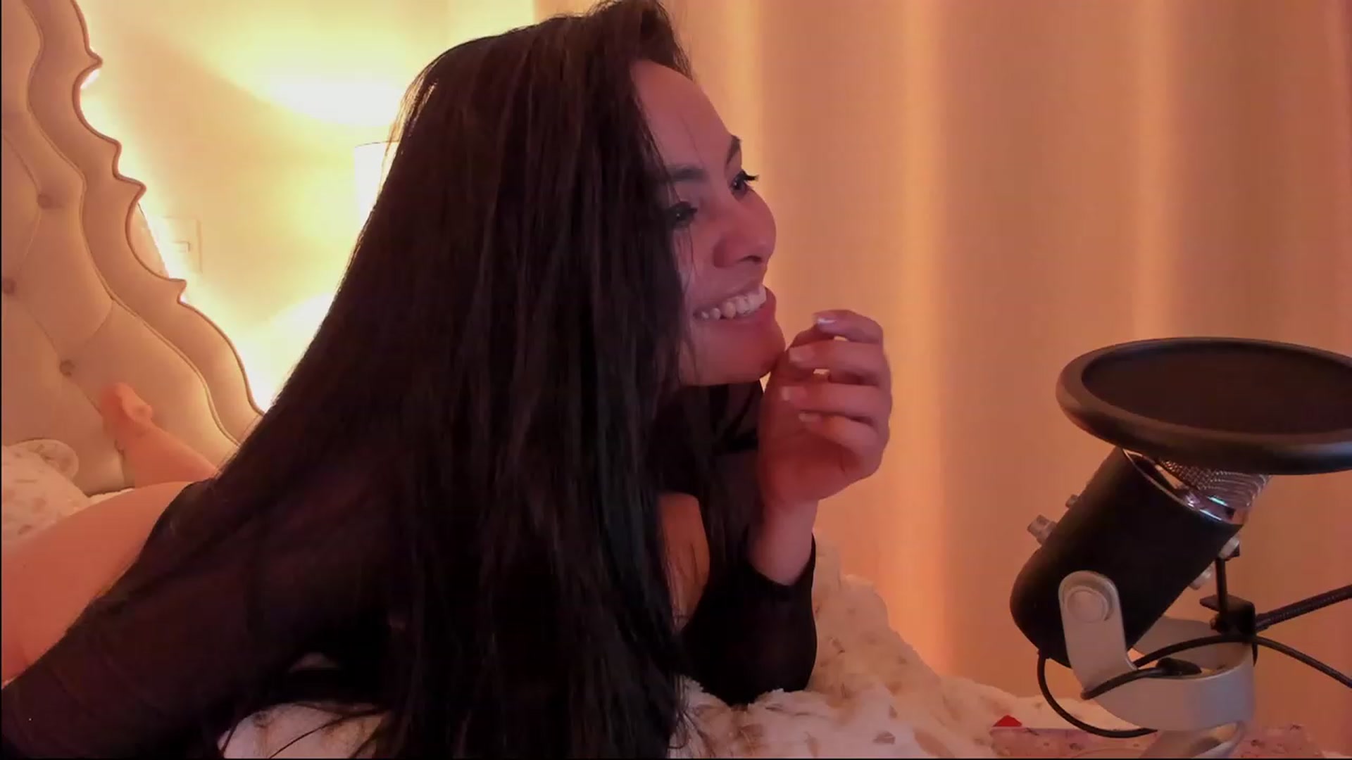 Gallery image thumbnail from Marianviolet's myfreecams stream on, 02/23/2023, 08:53 image 6 of 20