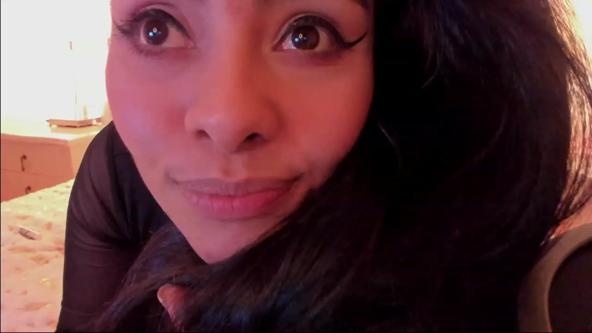 Gallery image thumbnail from Marianviolet's myfreecams stream on, 02/23/2023, 08:53 image 10 of 20