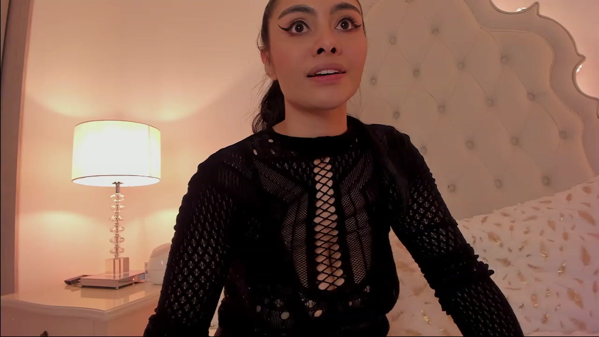 Gallery image thumbnail from Marianviolet's myfreecams stream on, 02/24/2023, 09:39 image 19 of 20