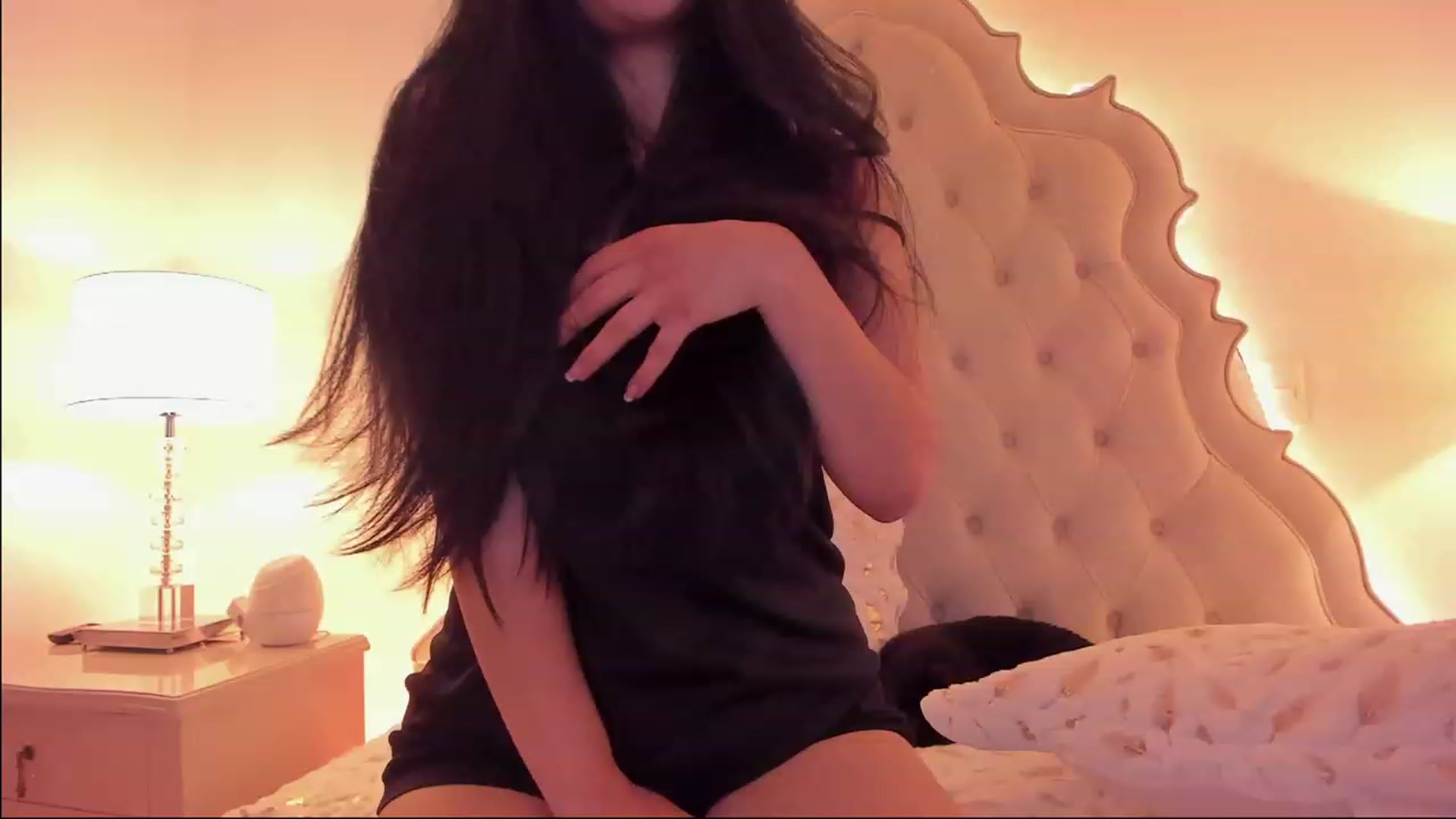 Gallery image thumbnail from Marianviolet's myfreecams stream on, 03/01/2023, 08:45 image 18 of 20