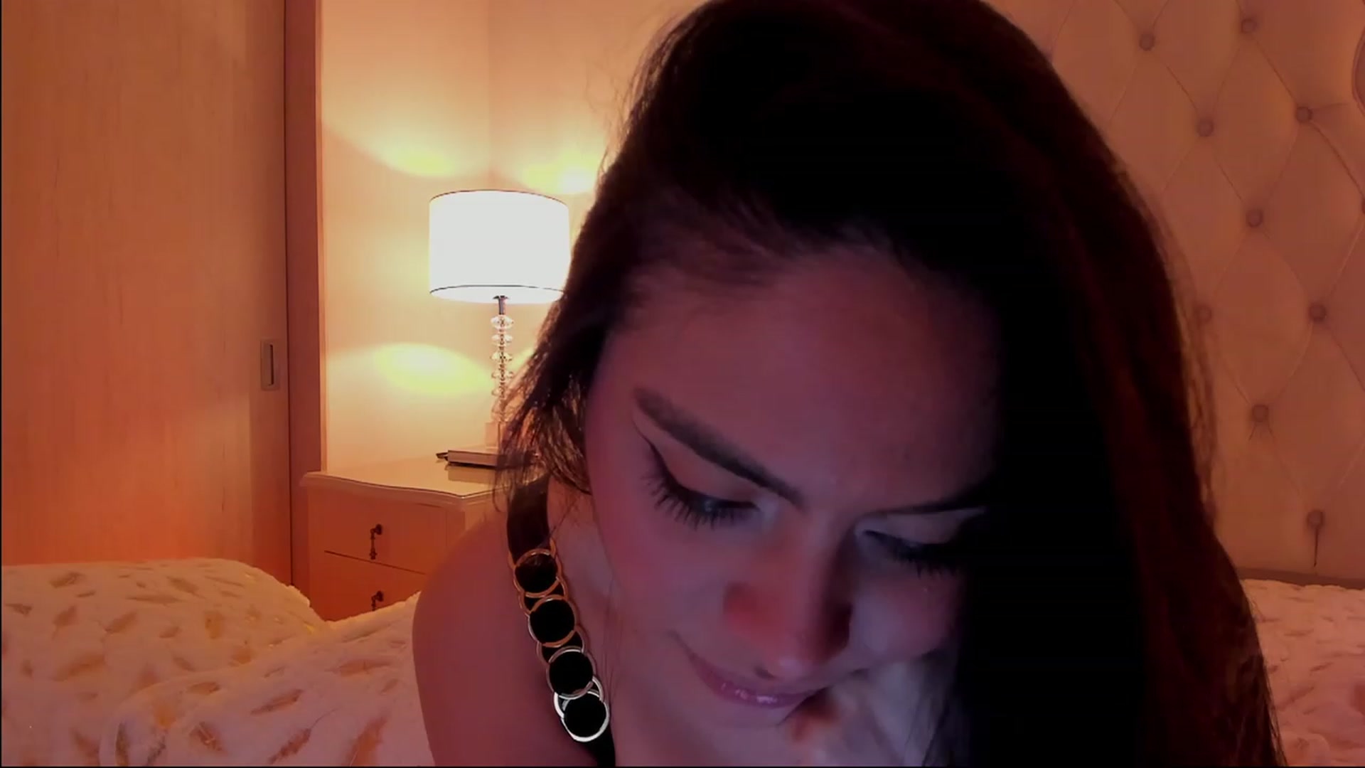 Gallery image thumbnail from Marianviolet's myfreecams stream on, 03/28/2023, 07:32 image 19 of 20