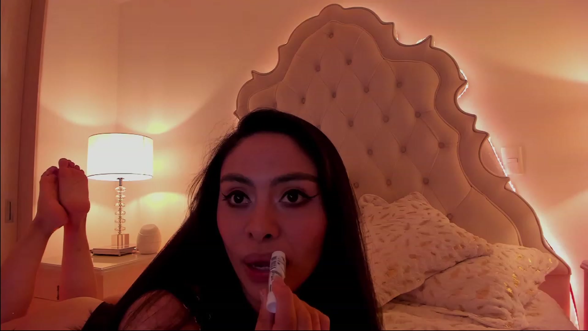 Gallery image thumbnail from Marianviolet's myfreecams stream on, 03/28/2023, 09:15 image 2 of 20