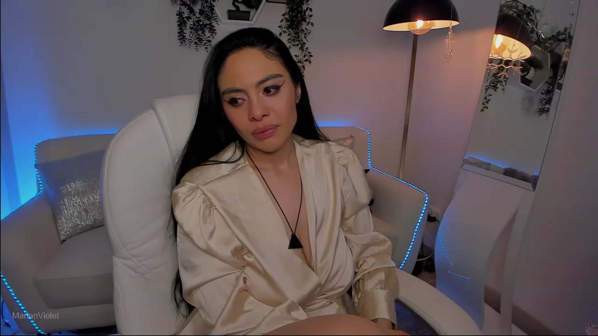 Gallery image thumbnail from Marianviolet's myfreecams stream on, 06/02/2023, 08:50 image 16 of 20