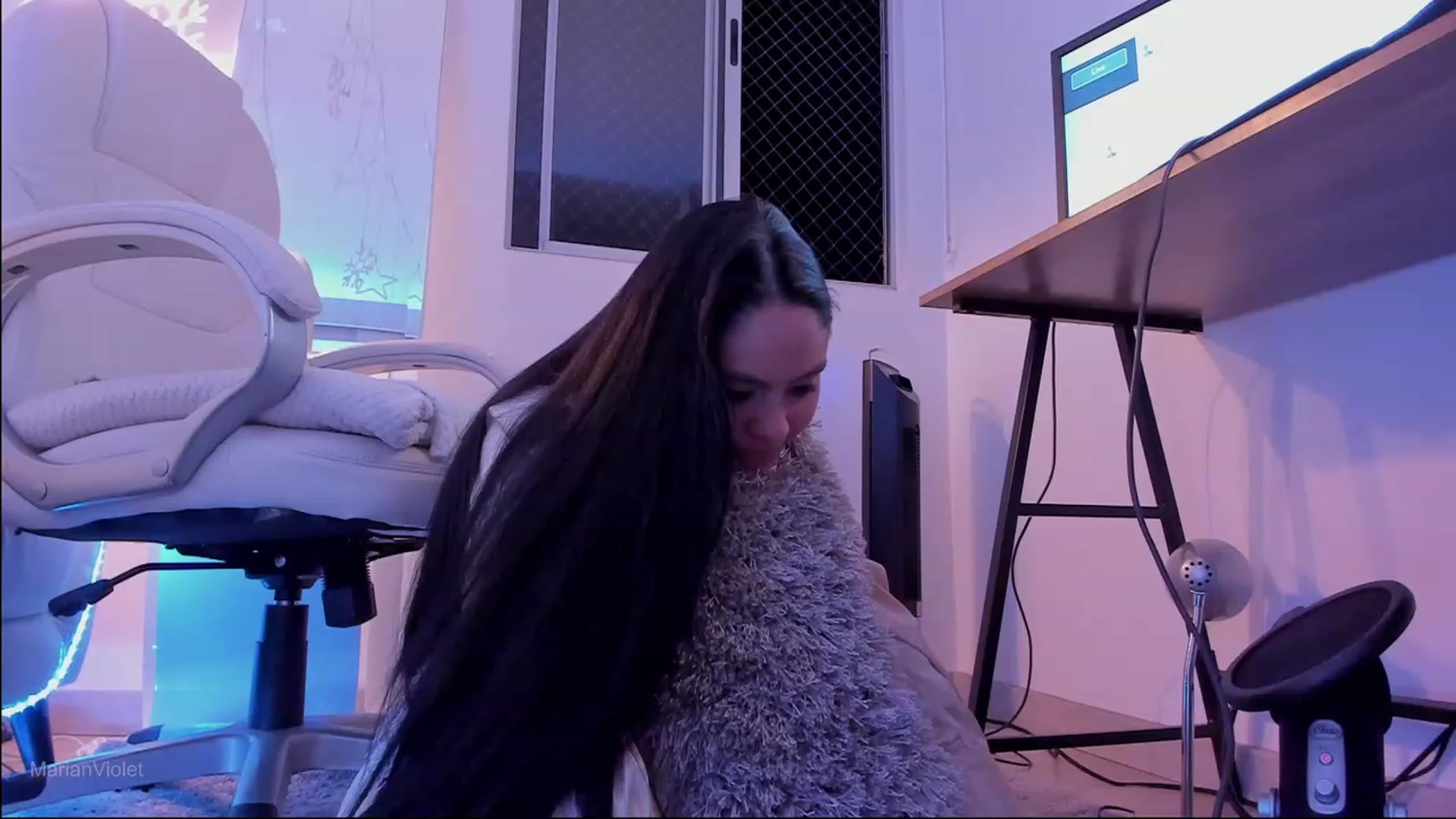 Gallery image thumbnail from Marianviolet's myfreecams stream on, 06/02/2023, 09:25 image 6 of 20