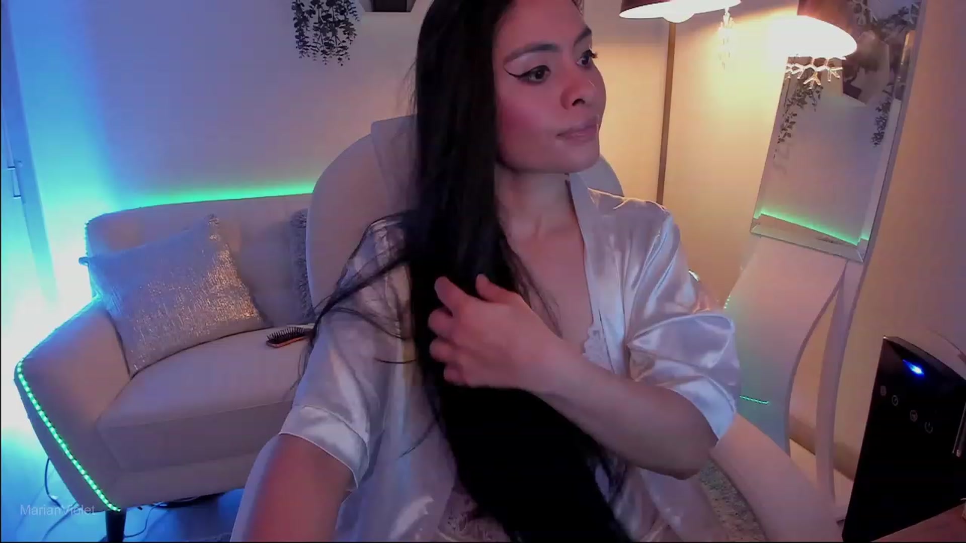 Gallery image thumbnail from Marianviolet's myfreecams stream on, 06/05/2023, 09:09 image 10 of 20