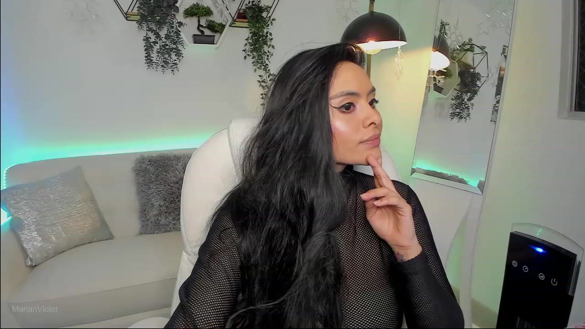 Gallery image thumbnail from Marianviolet's myfreecams stream on, 06/15/2023, 09:14 image 5 of 20
