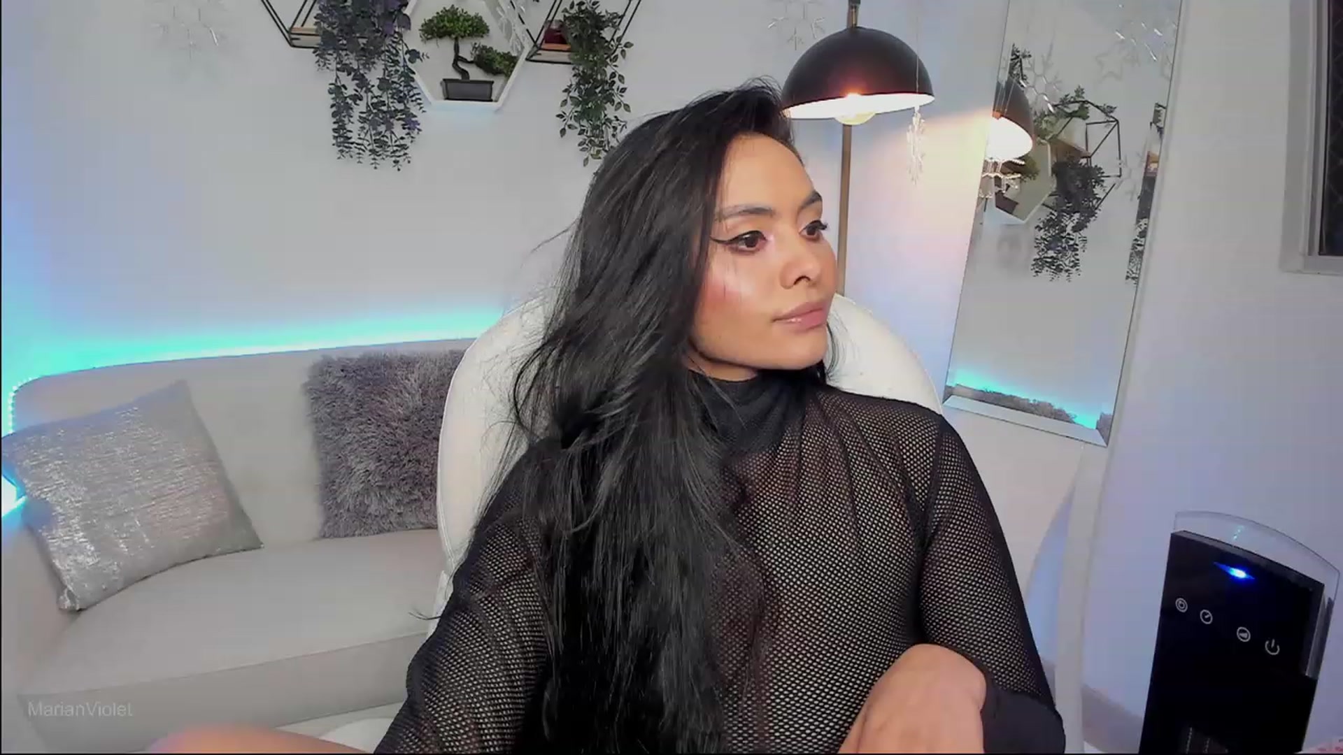 Gallery image thumbnail from Marianviolet's myfreecams stream on, 06/15/2023, 09:14 image 4 of 20