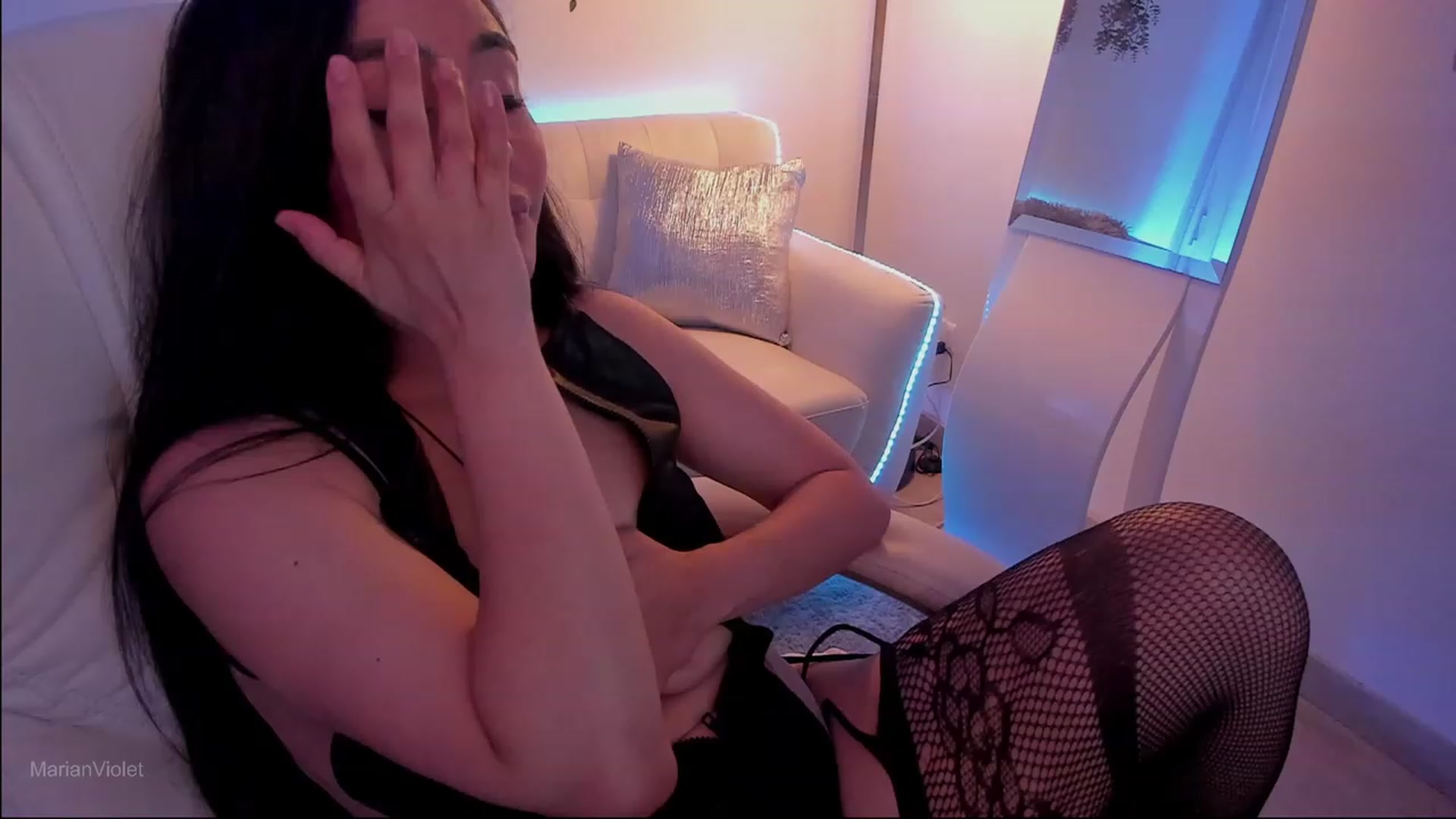 Gallery image thumbnail from Marianviolet's myfreecams stream on, 06/18/2023, 08:11 image 5 of 20