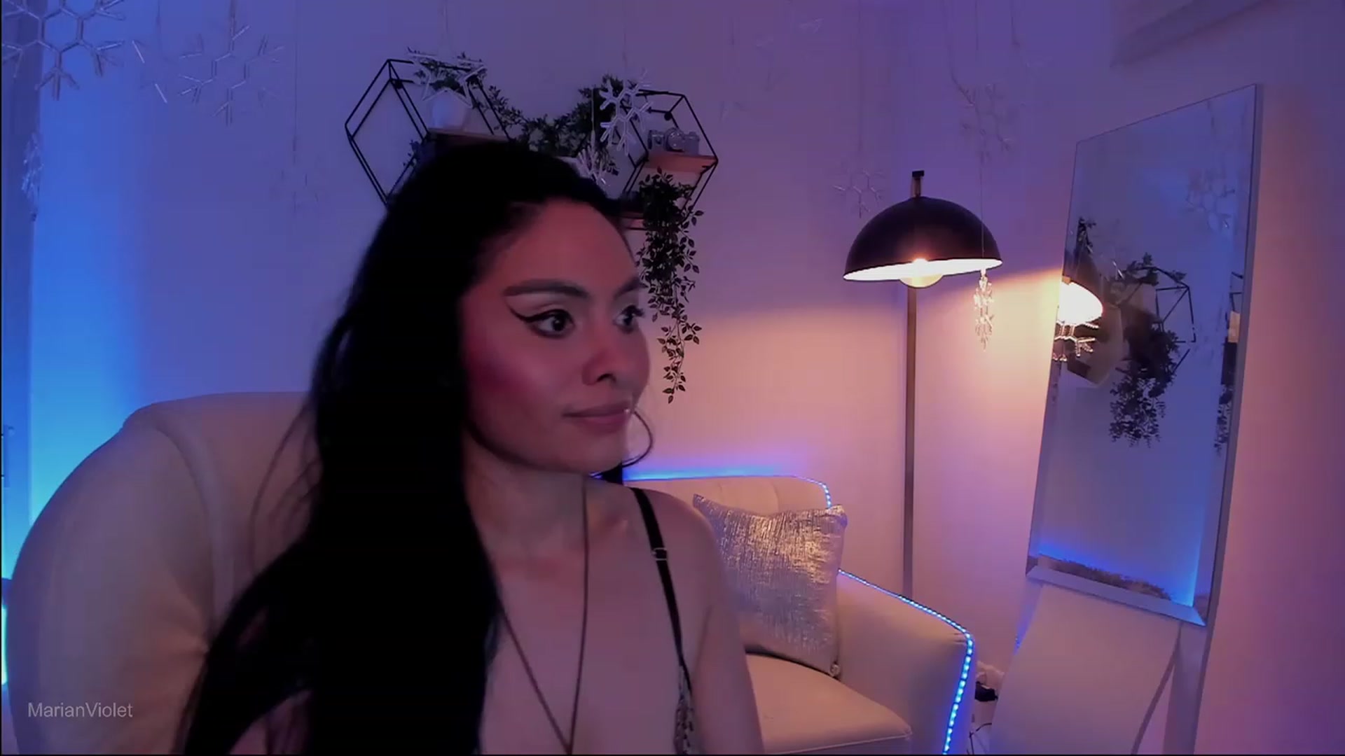 Gallery image thumbnail from Marianviolet's myfreecams stream on, 06/19/2023, 09:58 image 7 of 20